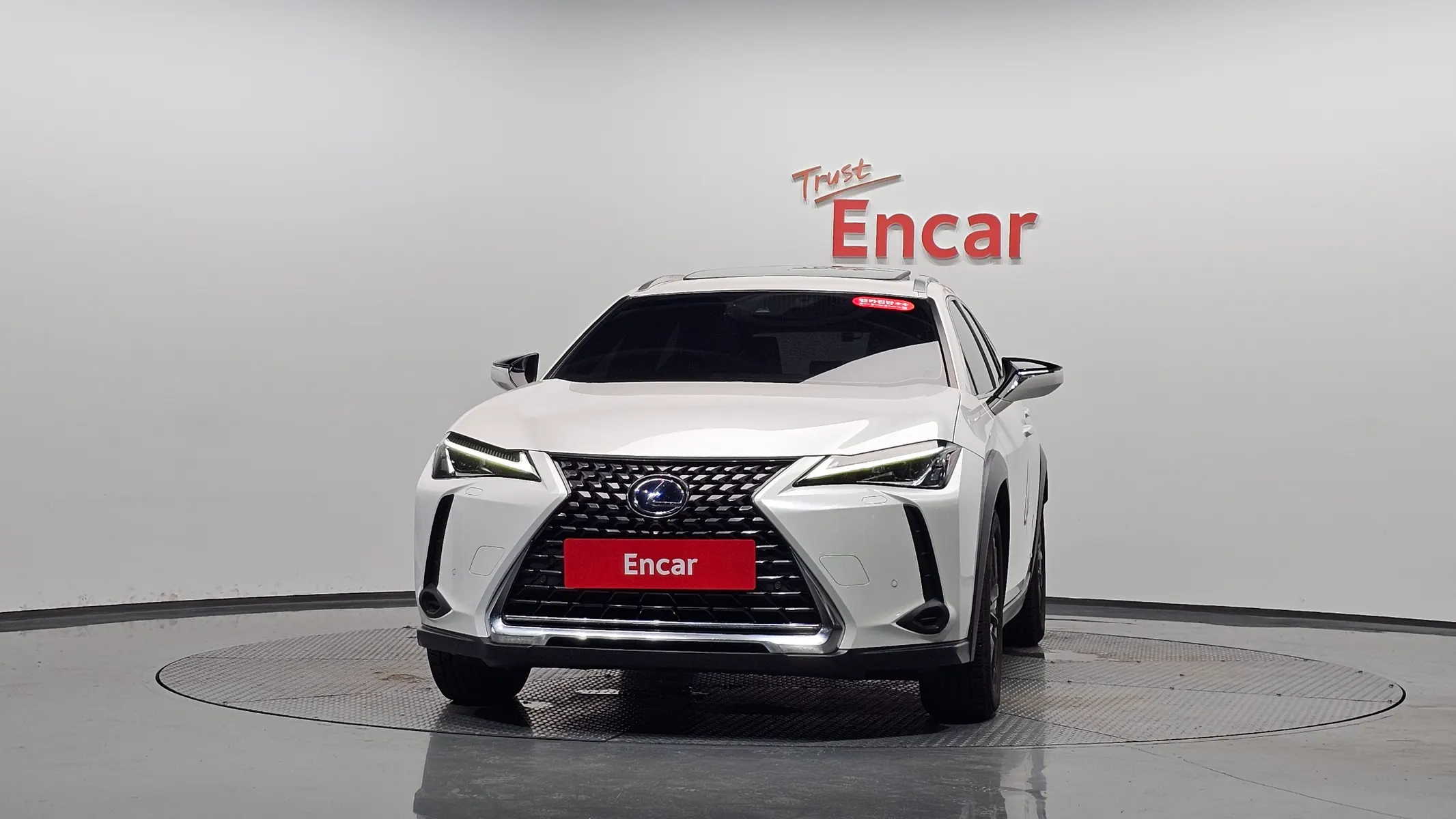 Lexus UX250h 2.0 2WD 2019 3/34