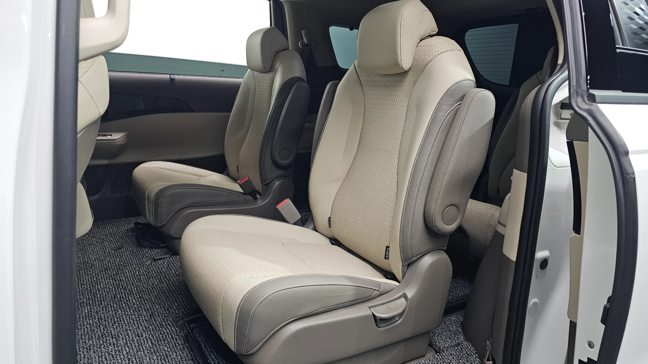 Kia 4 HEV 9 2024 31/32