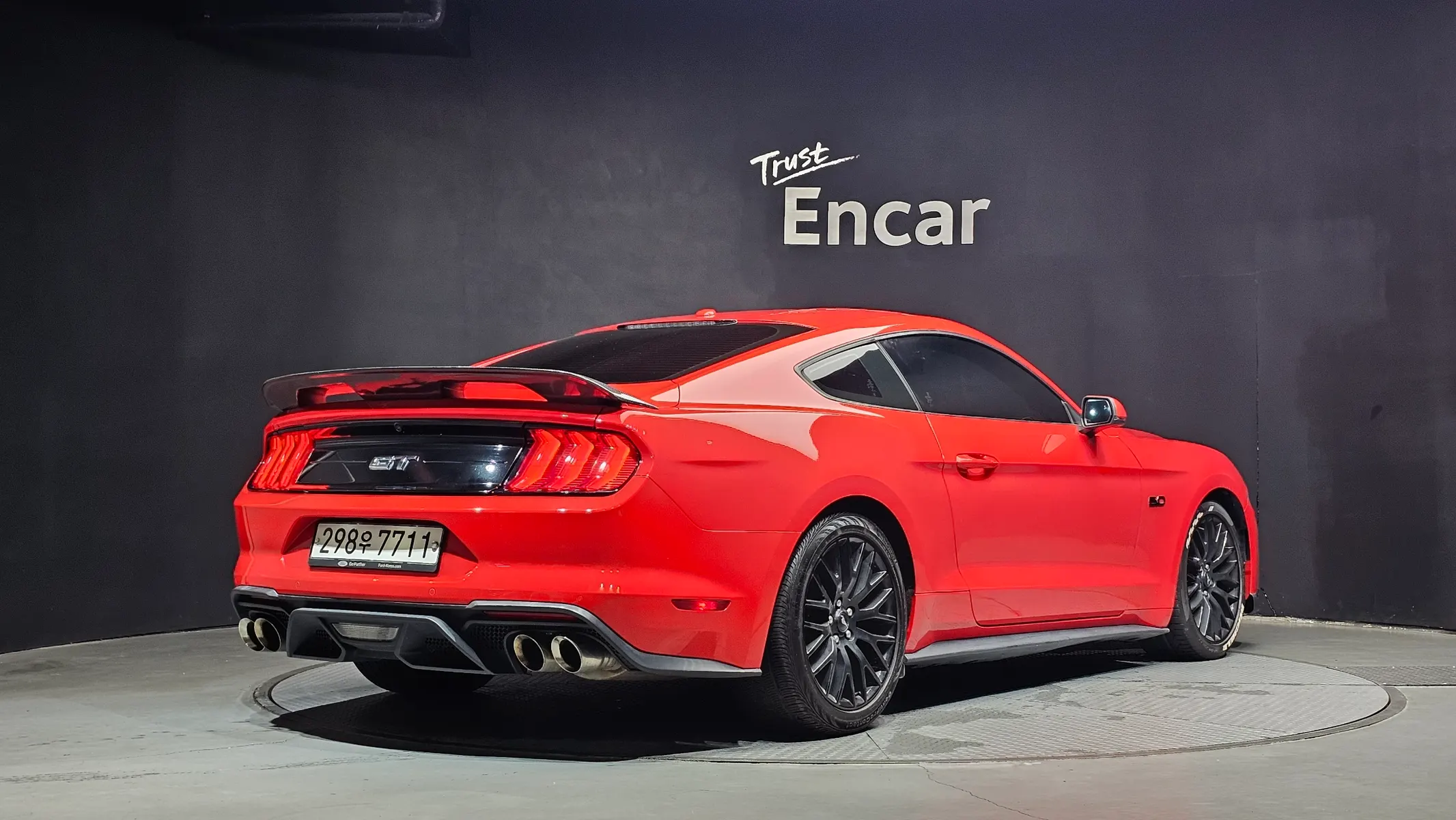 Ford 머스탱 GT 2019 2/32