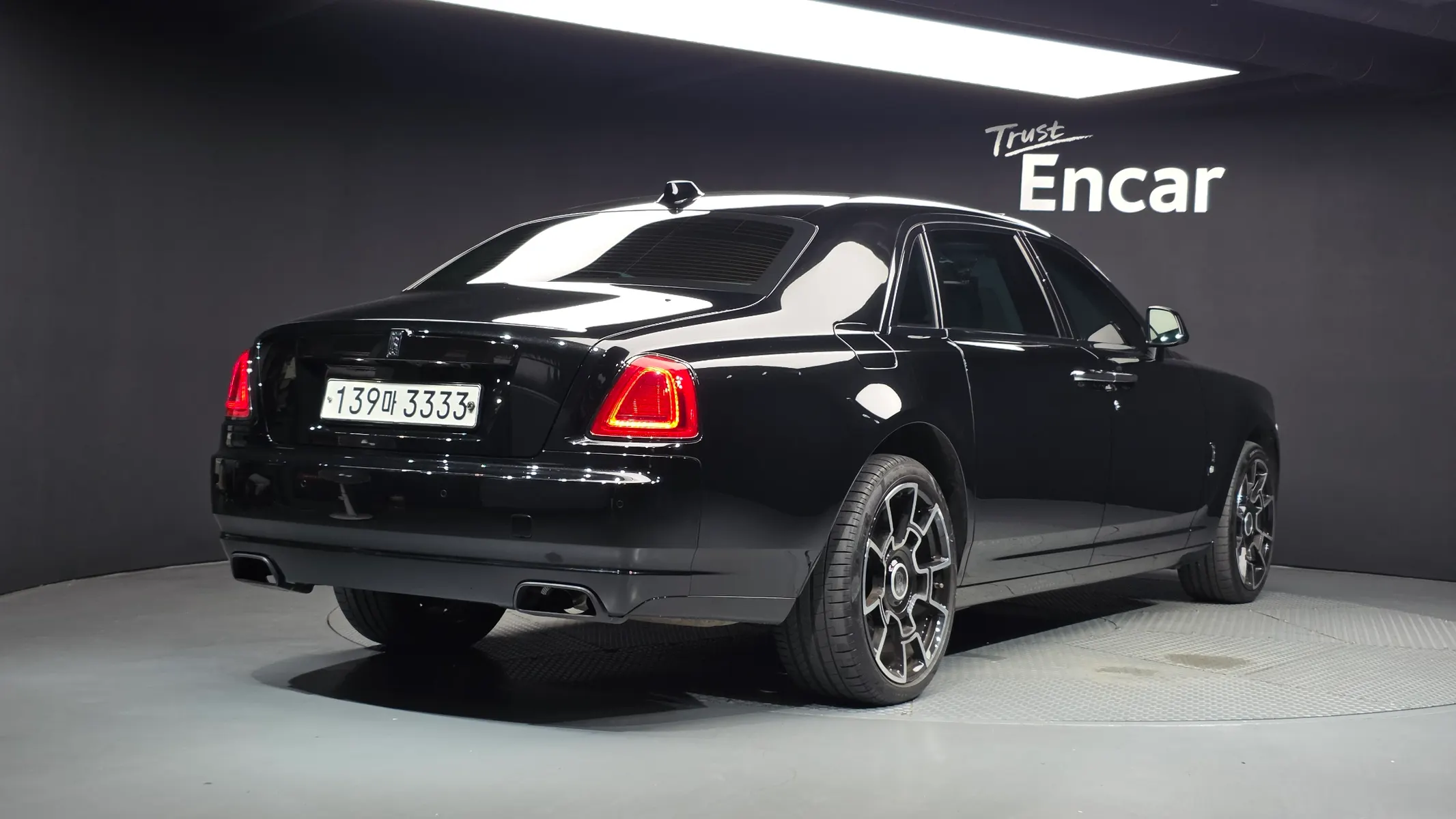 Rolls-Royce 고스트 6.6 EWB V12 2019 2/36