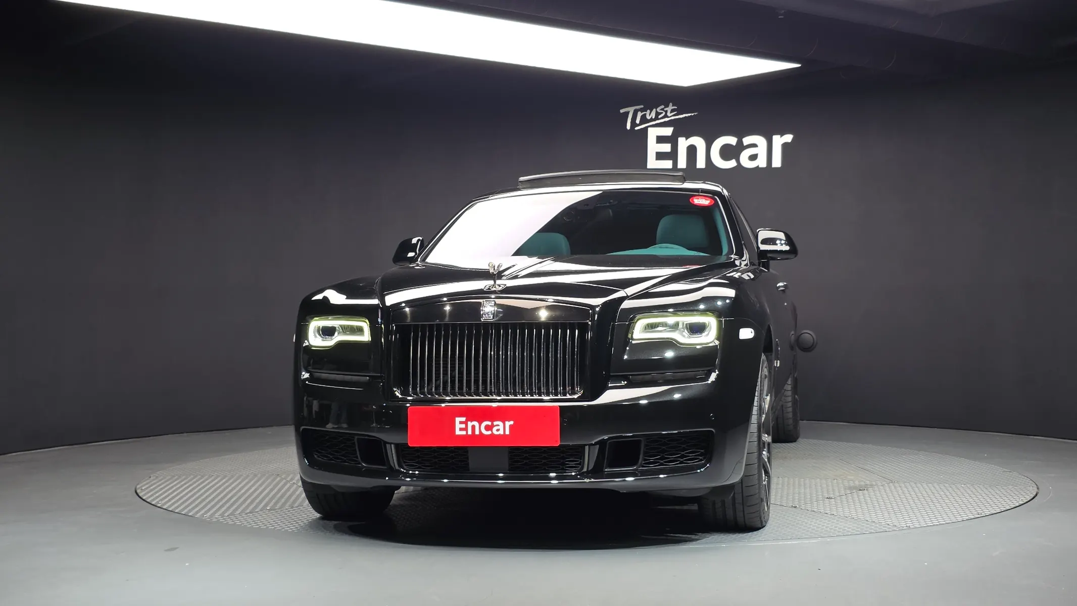 Rolls-Royce 고스트 6.6 EWB V12 2019 3/36