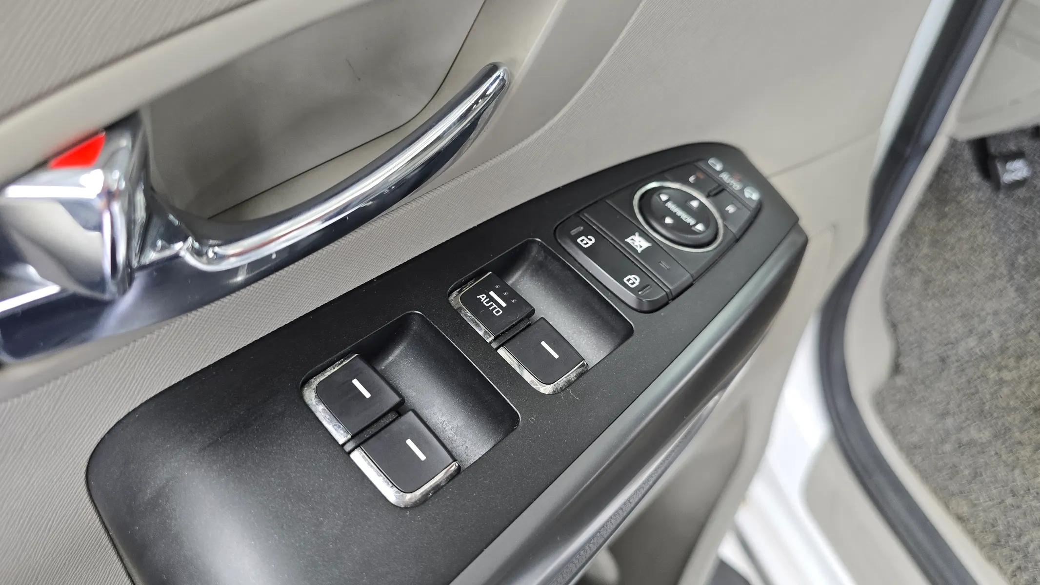 Kia 카니발 9 2019 35/36