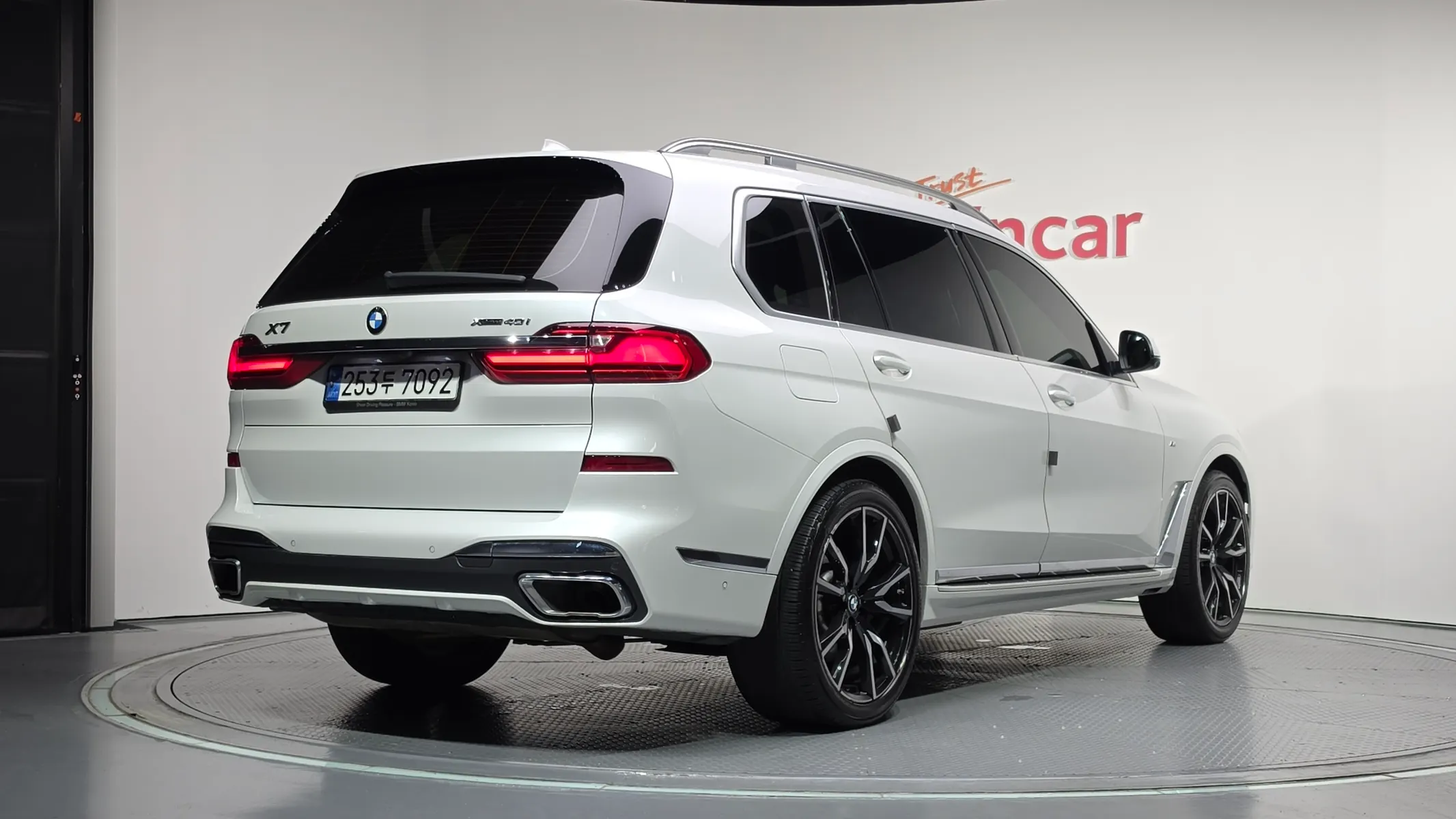 BMW X7 (G07) xDrive 40i M 6 2022 2/37