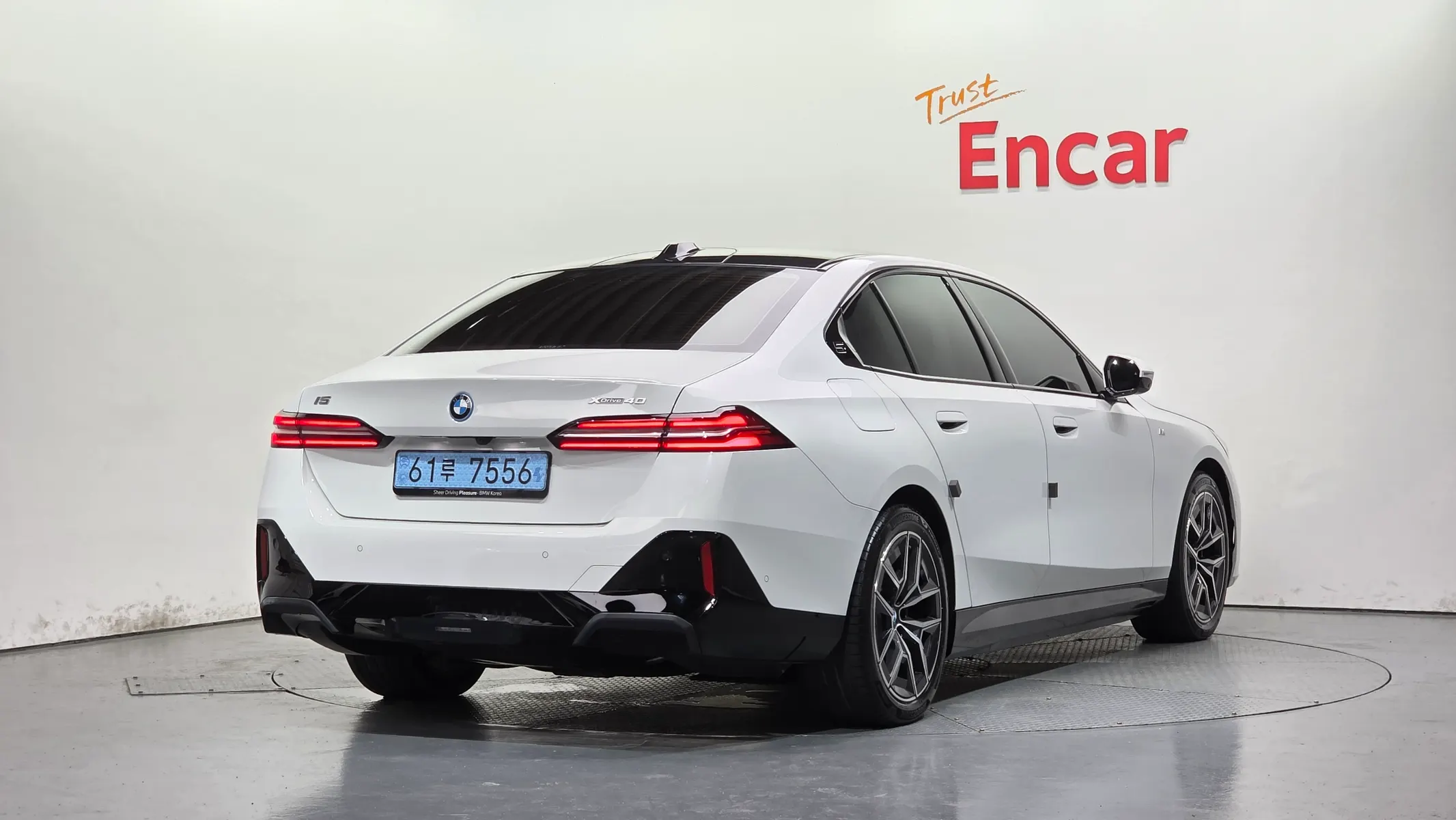 BMW i5 (G60) xDrive 40 M 2025 2/37