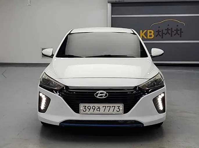 Hyundai 아이오닉 하이브리드 N 2016 2/20