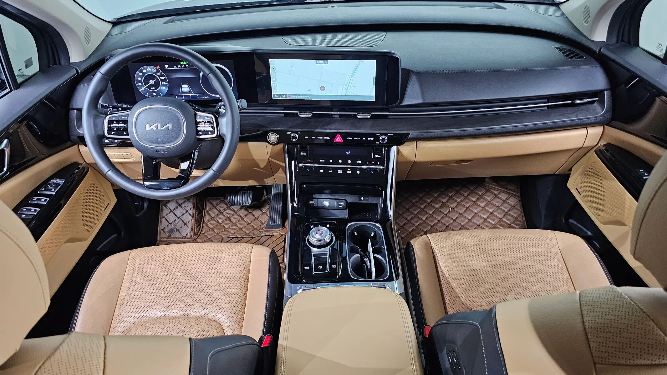 Kia Carnival 9 2022 4/5