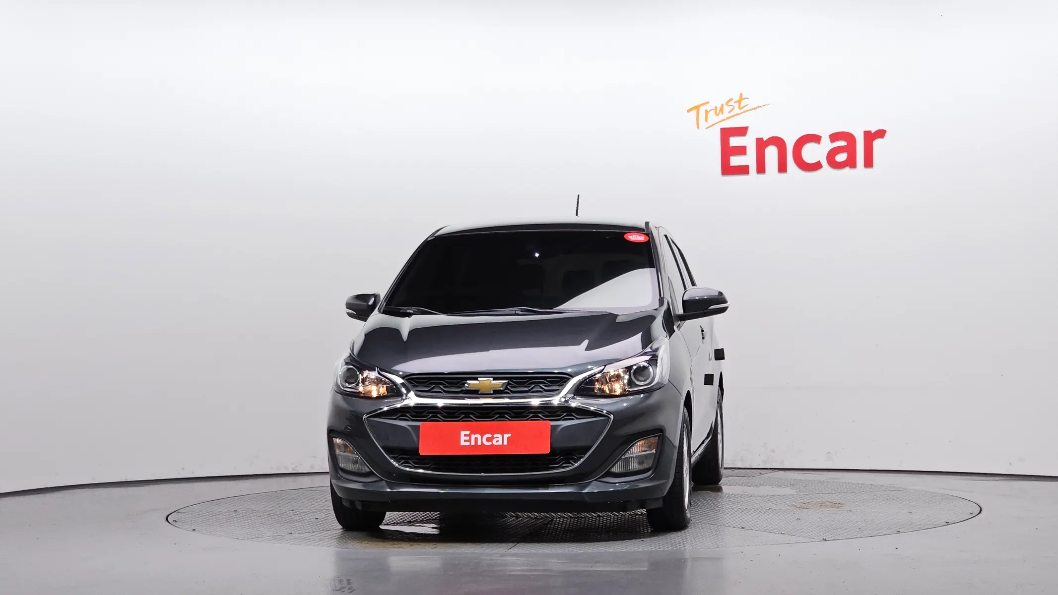 Chevrolet Spark LT 2018 2/5