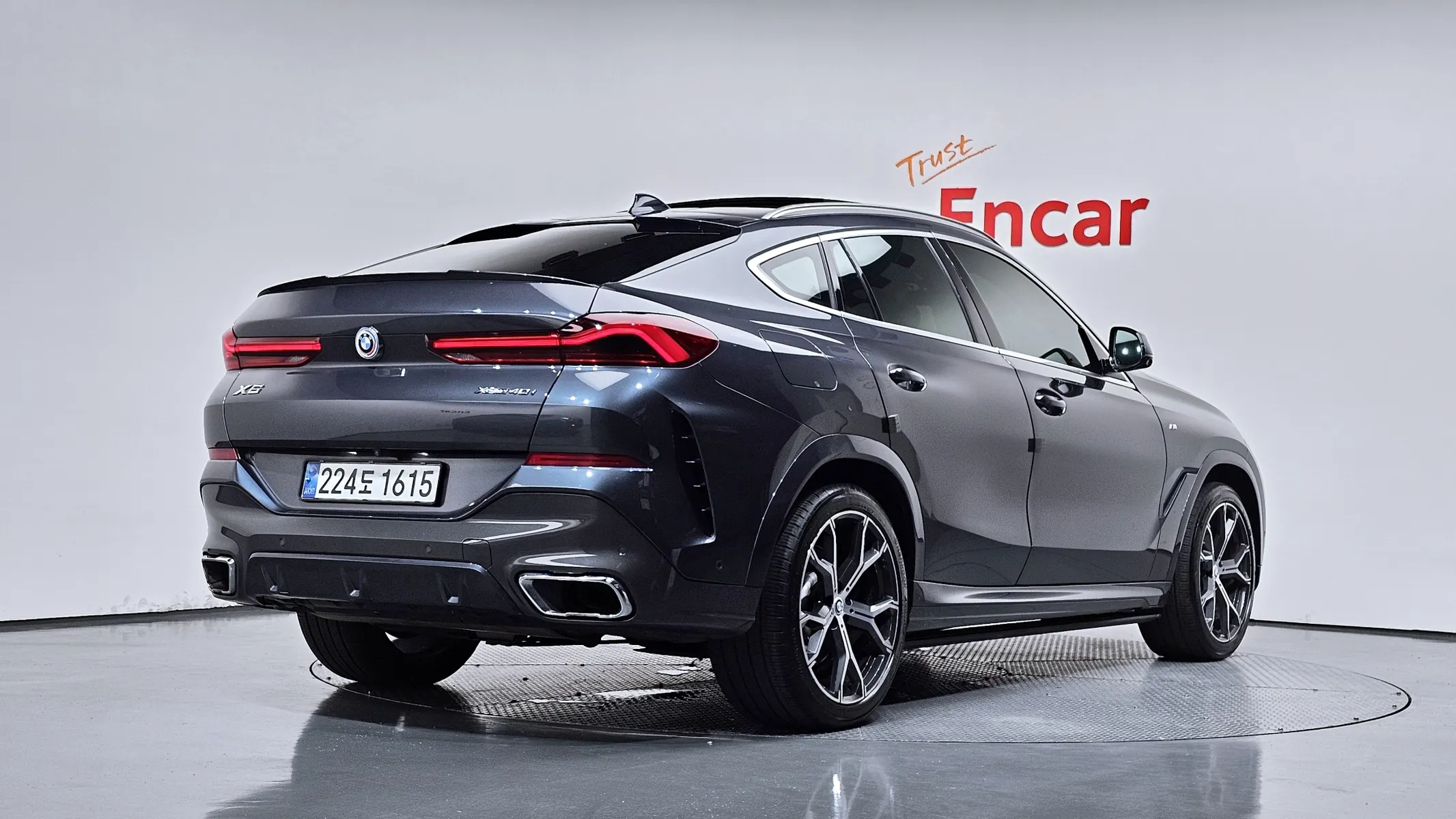 BMW X6 (G06) xDrive40i M 2021 2/39