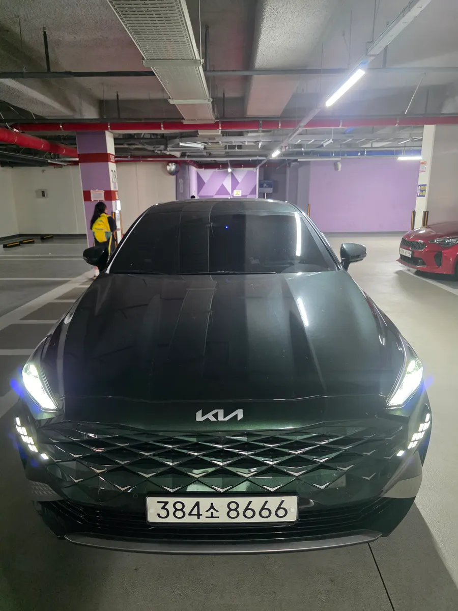 Kia K8 2022 2/5