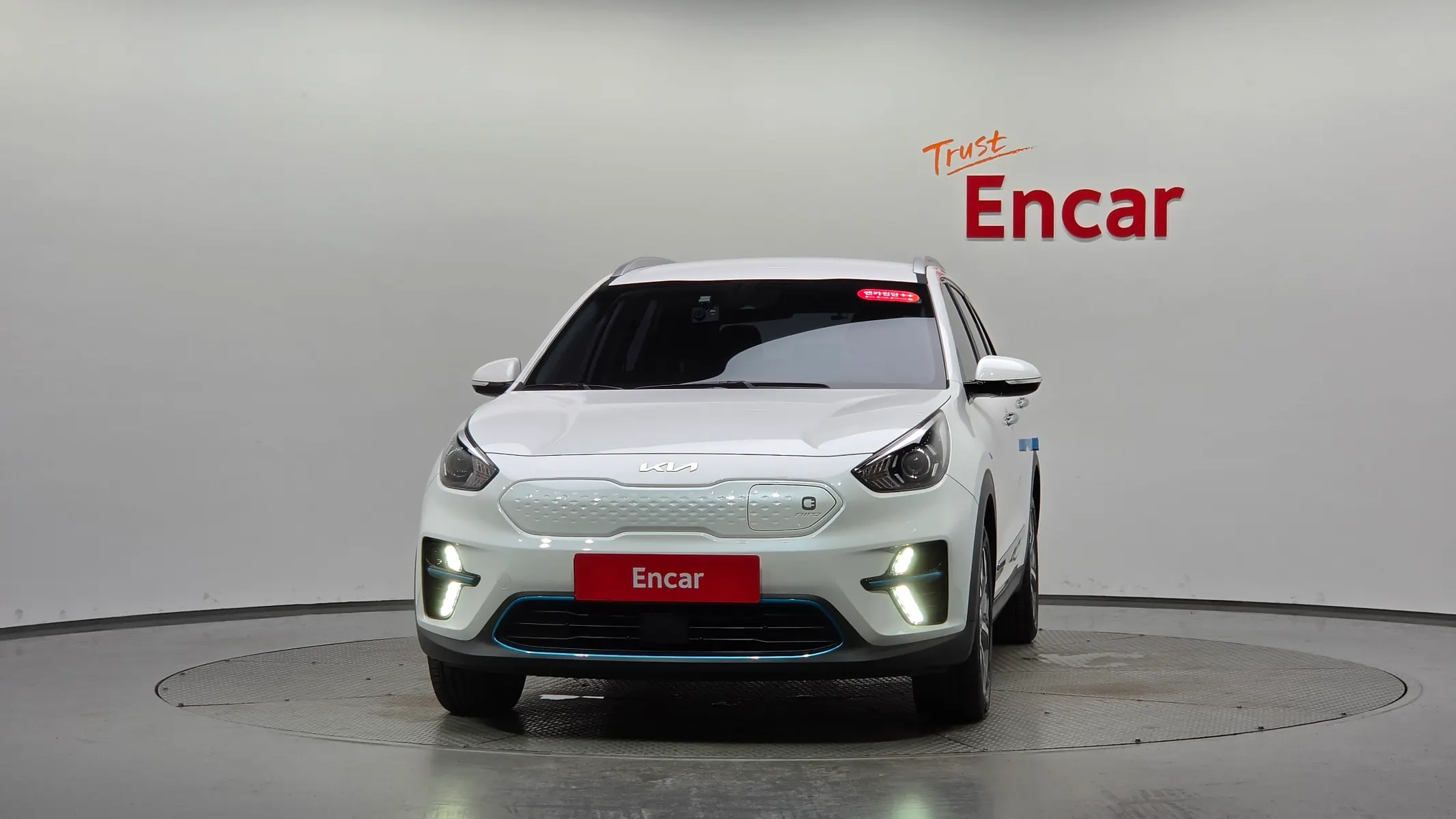 Kia EV 2021 2/5