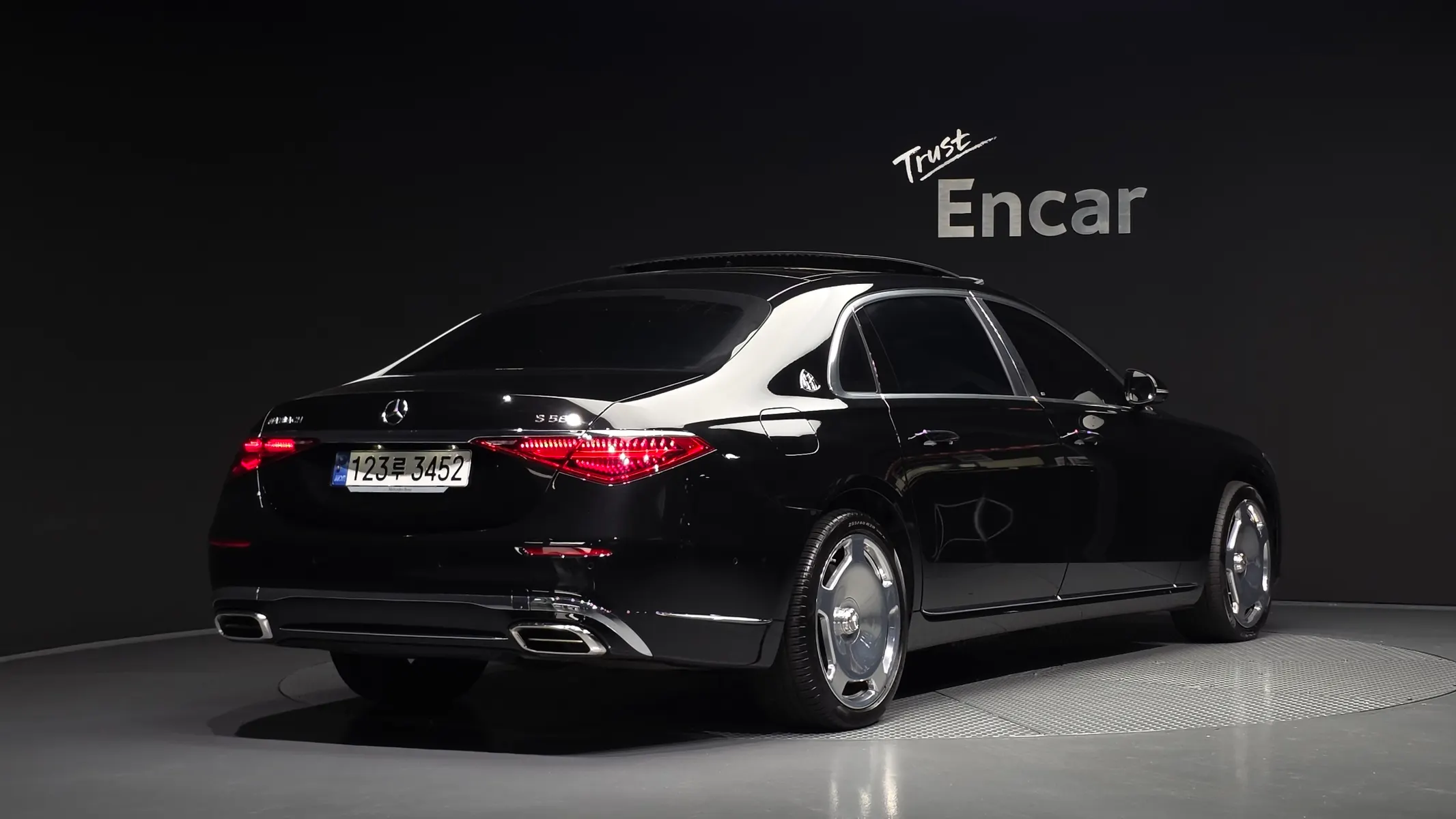 Mercedes-Benz S-Class W223 S580 4MATIC 2023 2/34