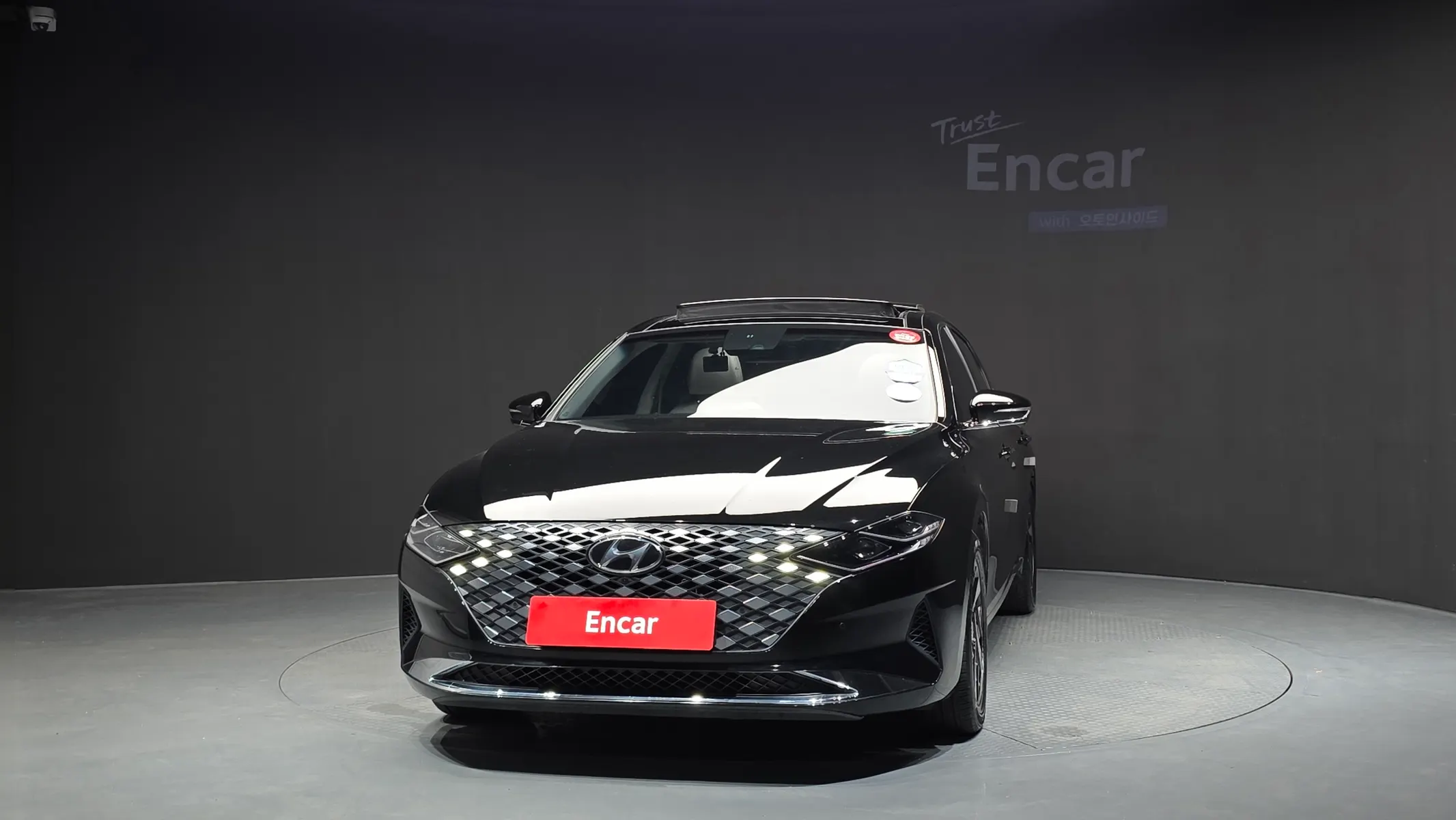 Hyundai IG 2022 3/35