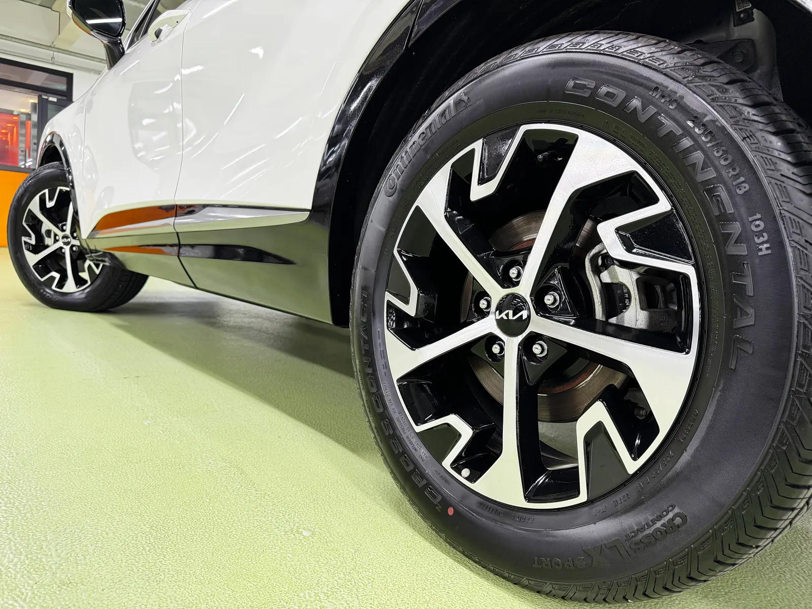 Kia 5 2WD 2024 4/5