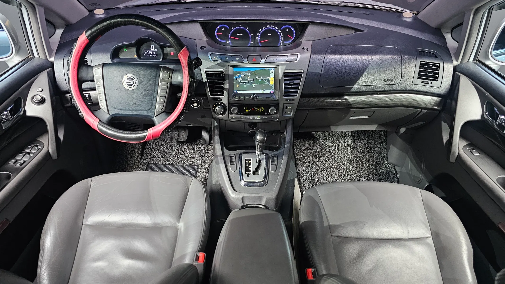 KG Mobility 코란도 투리스모 4WD RT 11 2013 4/5