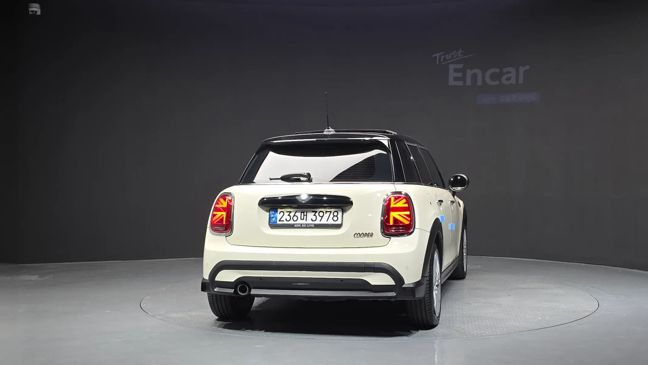 MINI 쿠퍼 5 2022 3/5