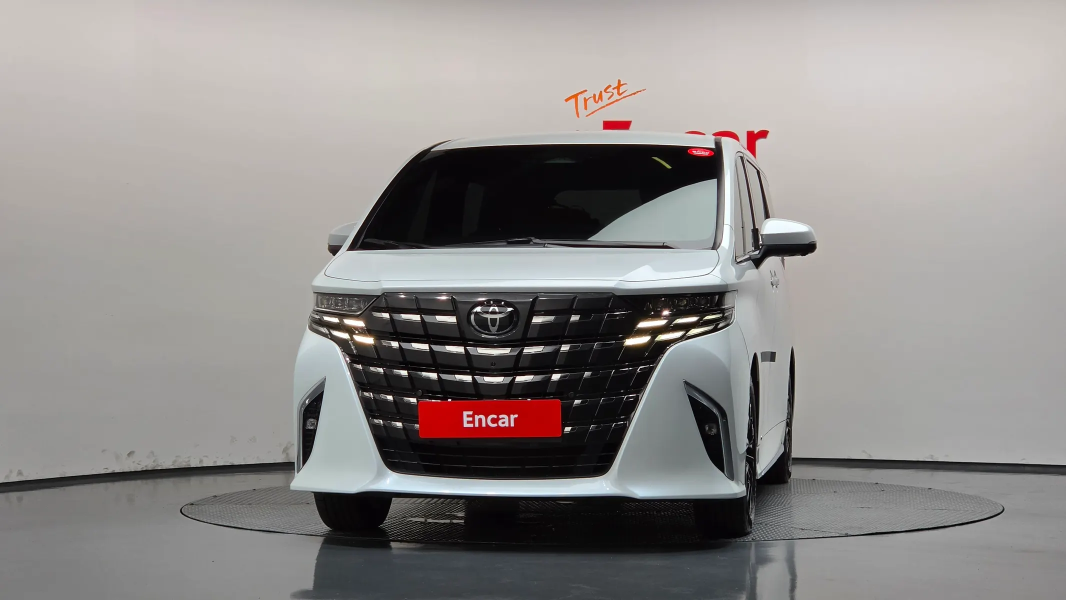 Toyota 4 2.5 HEV AWD 2025 2/5
