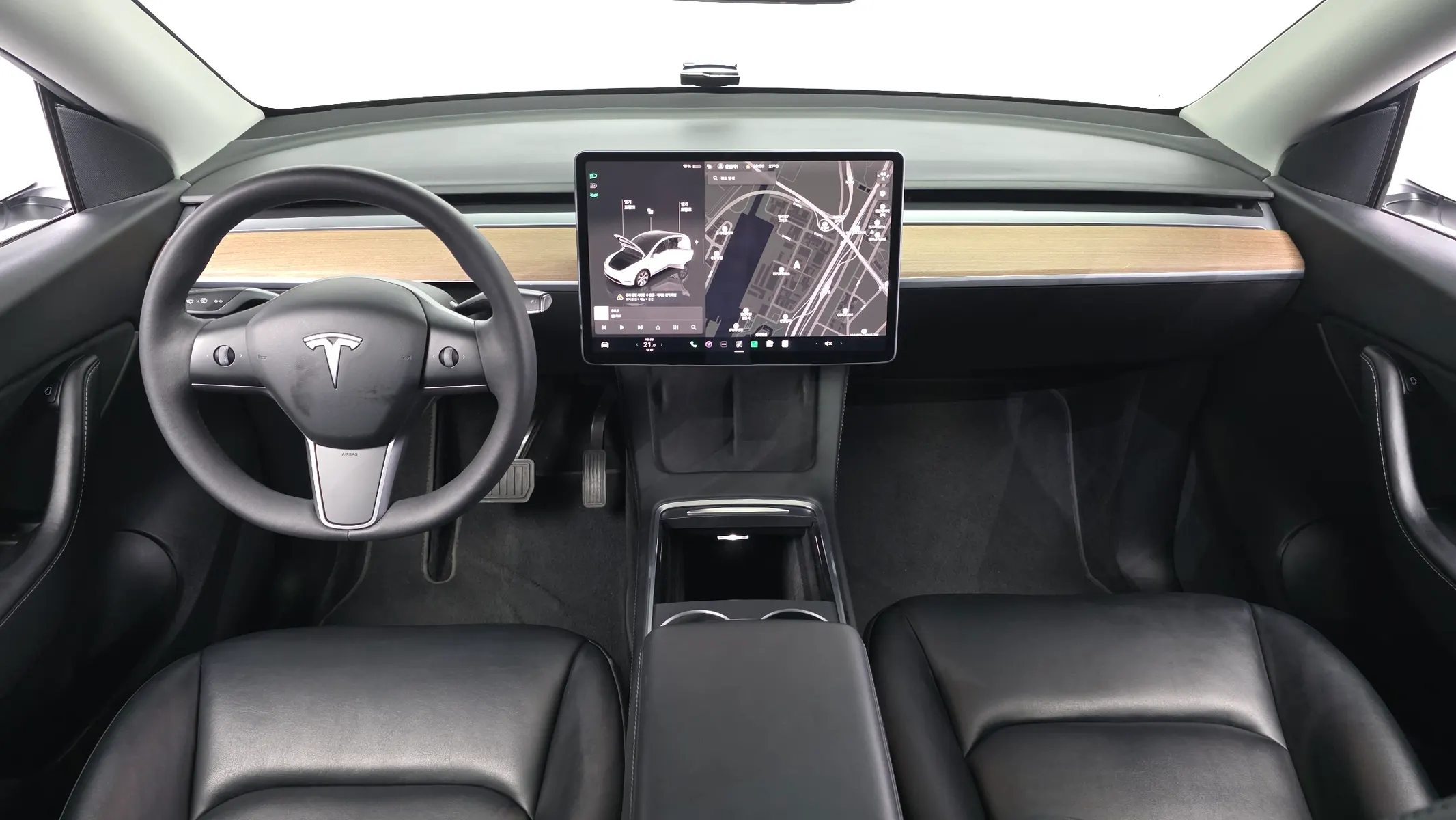 Tesla Y AWD 2022 4/5