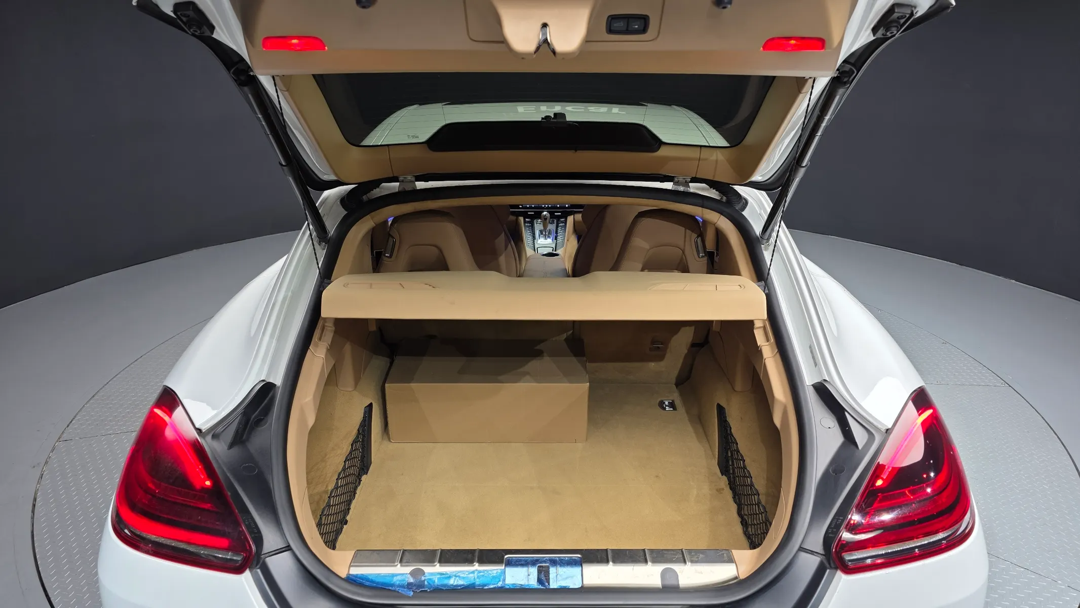Porsche 파나메라 4.8 GTS 2016 20/21