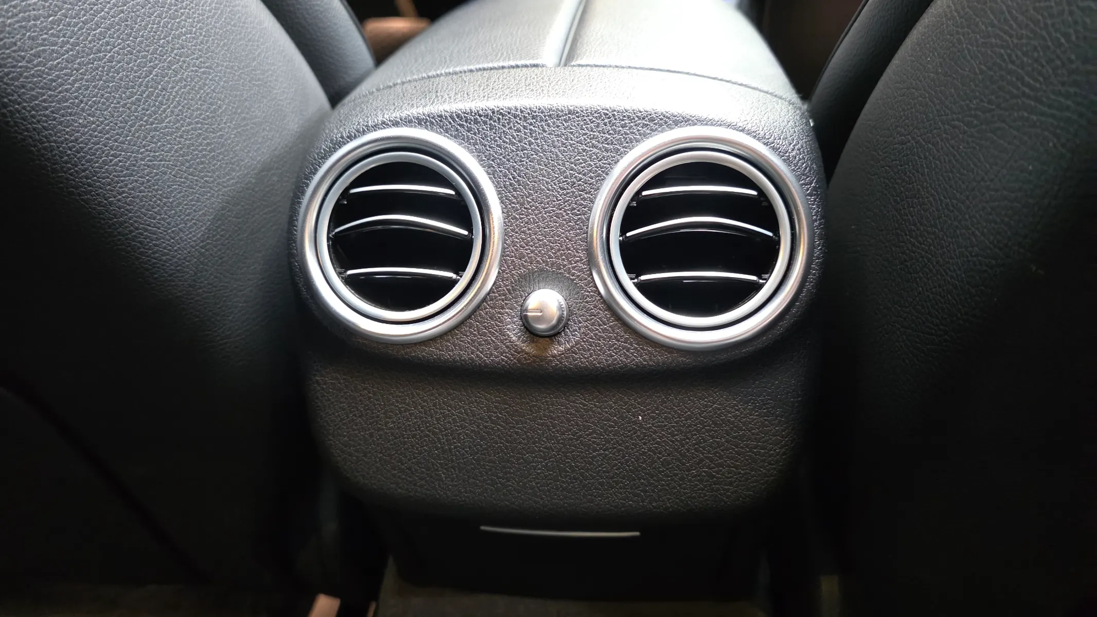 Mercedes-Benz E-Class W213 E300 2019 34/35