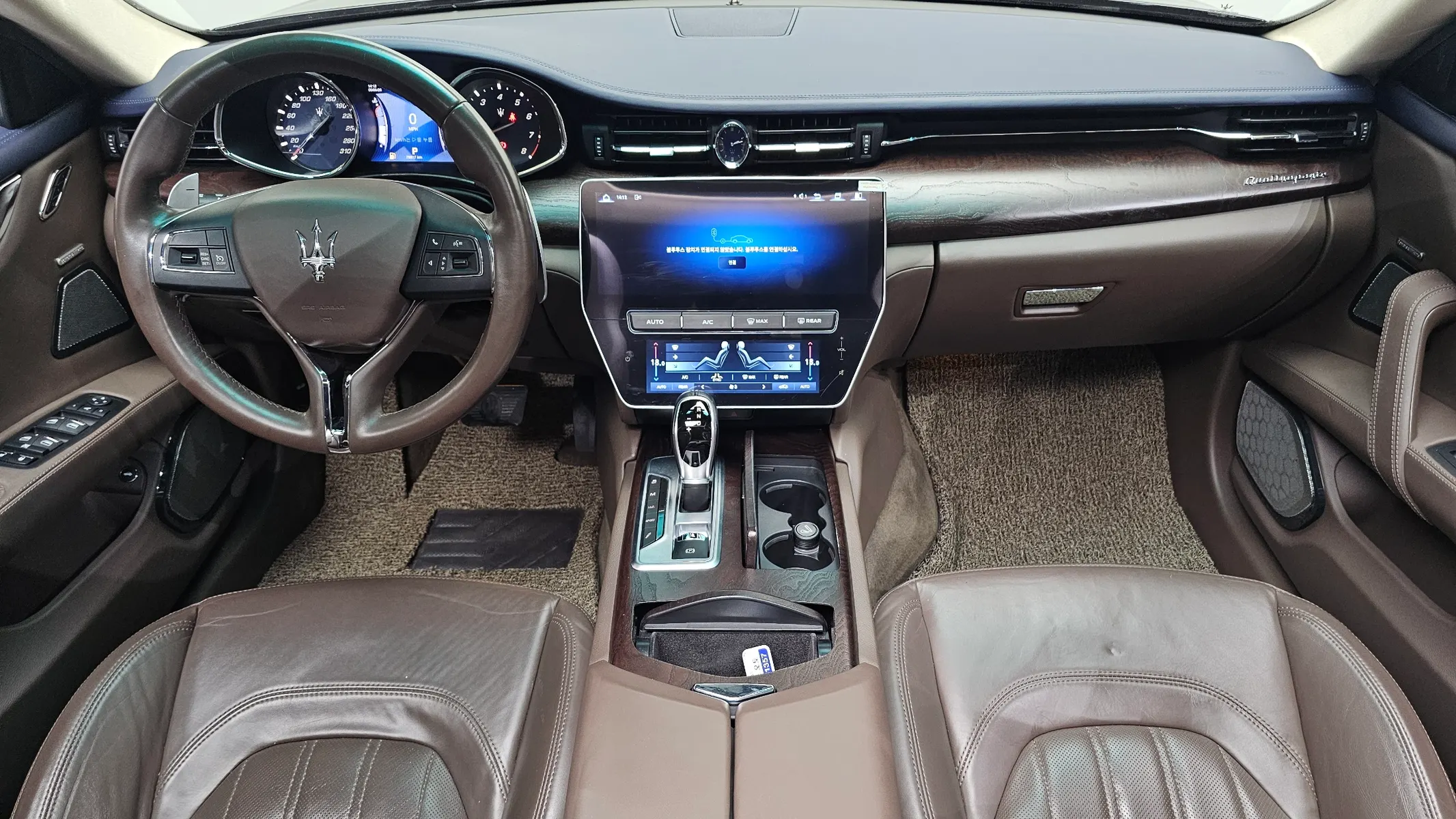 Maserati 콰트로포르테 S Q4 3.0 V6 2014 4/5