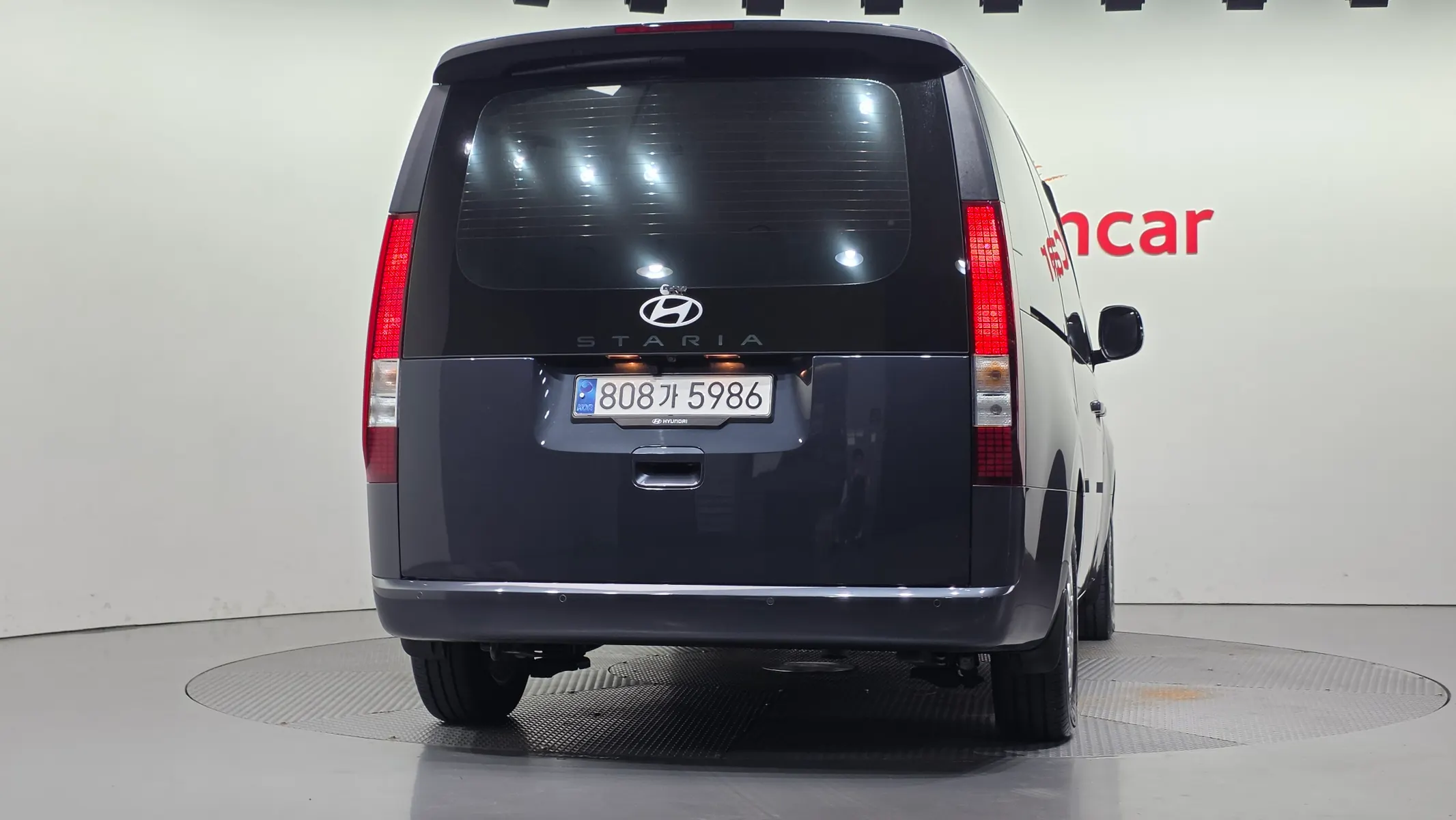 Hyundai Staria L3.5 3 2024 3/5