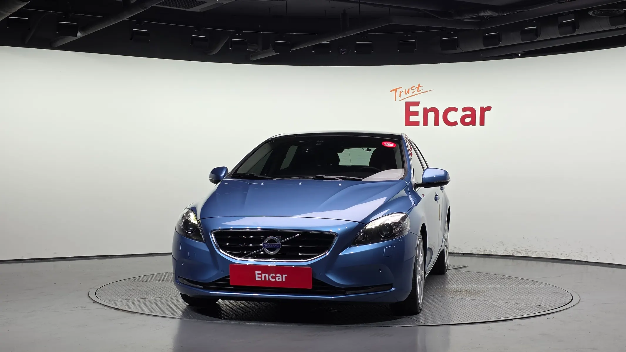 Volvo V40 D2 2015 3/32