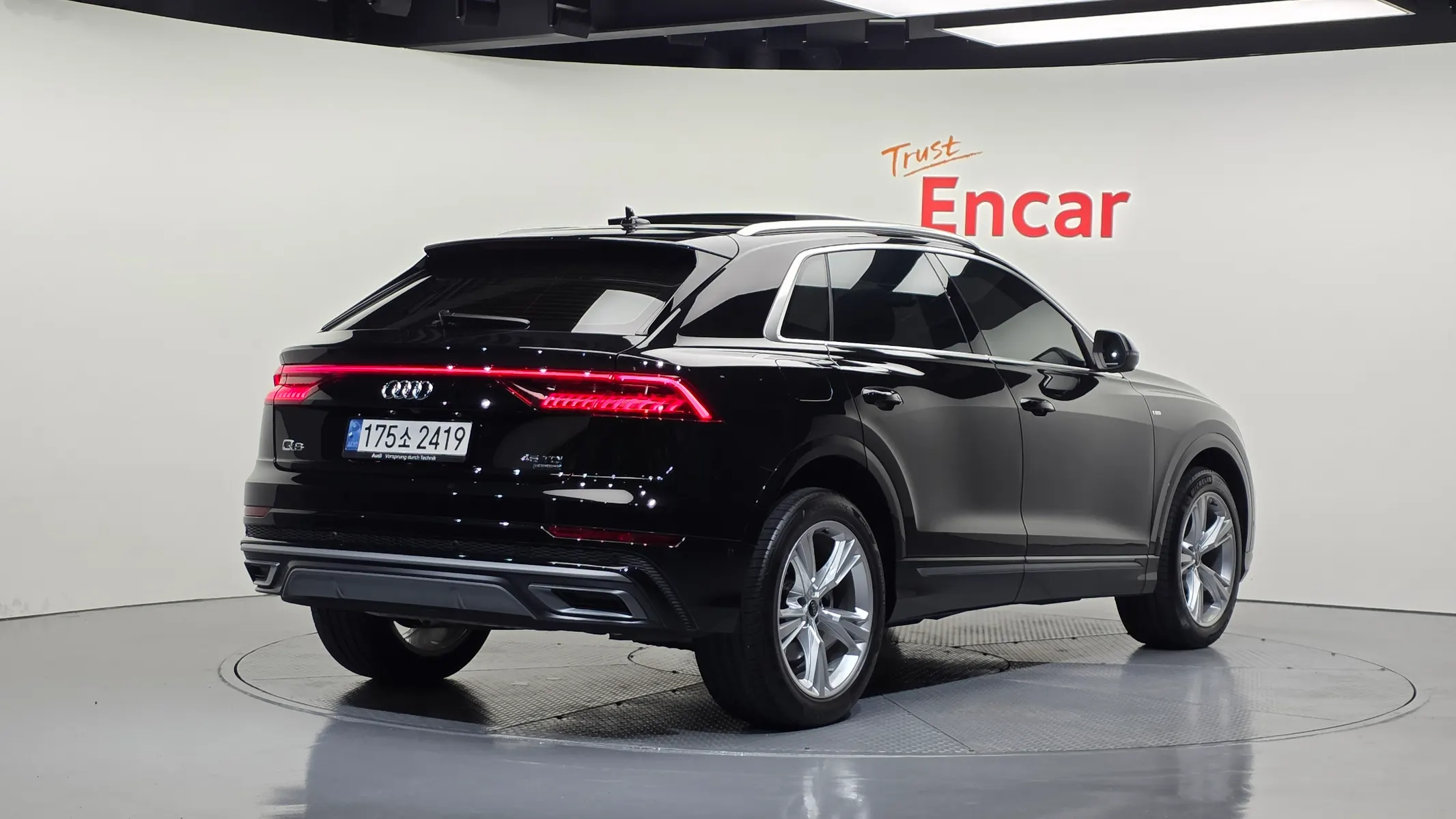 Audi Q8 (4M) 45 TDI 2023 2/32