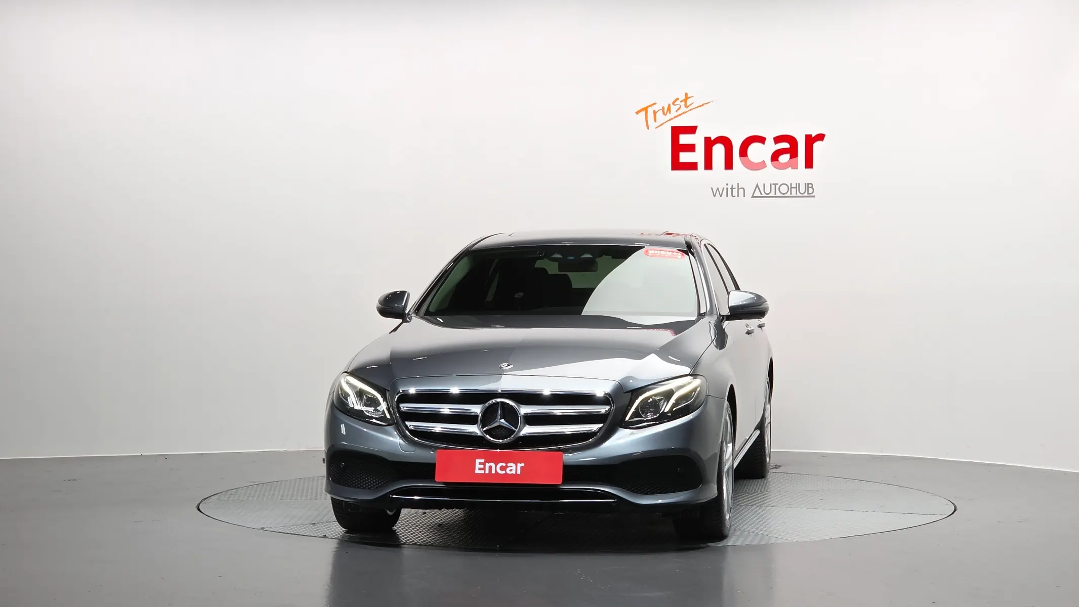Mercedes-Benz E-Class W213 E220d 2017 2/34