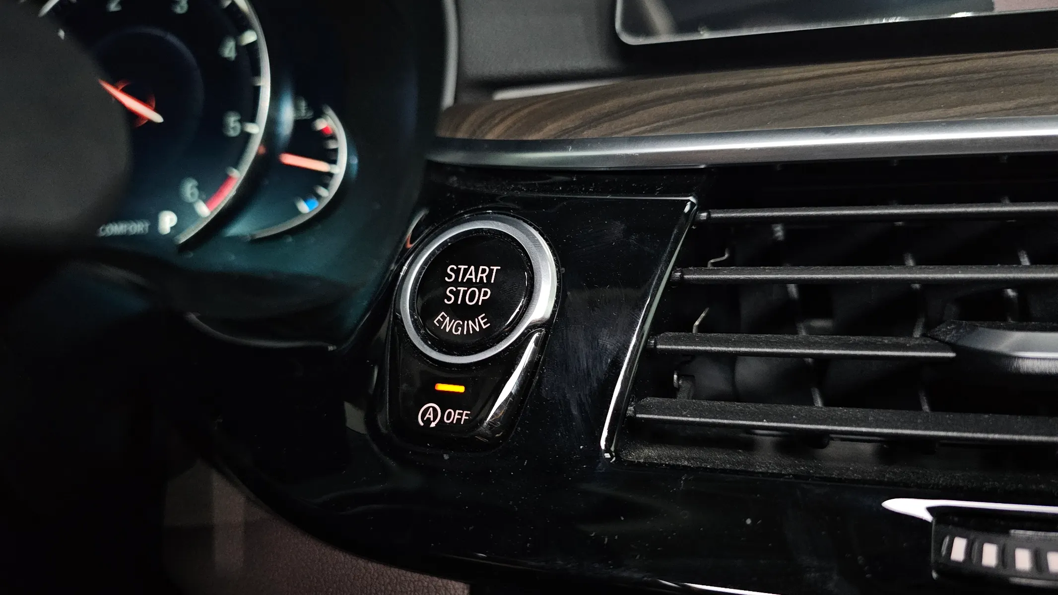 BMW 5 Series (G30) 520d 2018 30/31