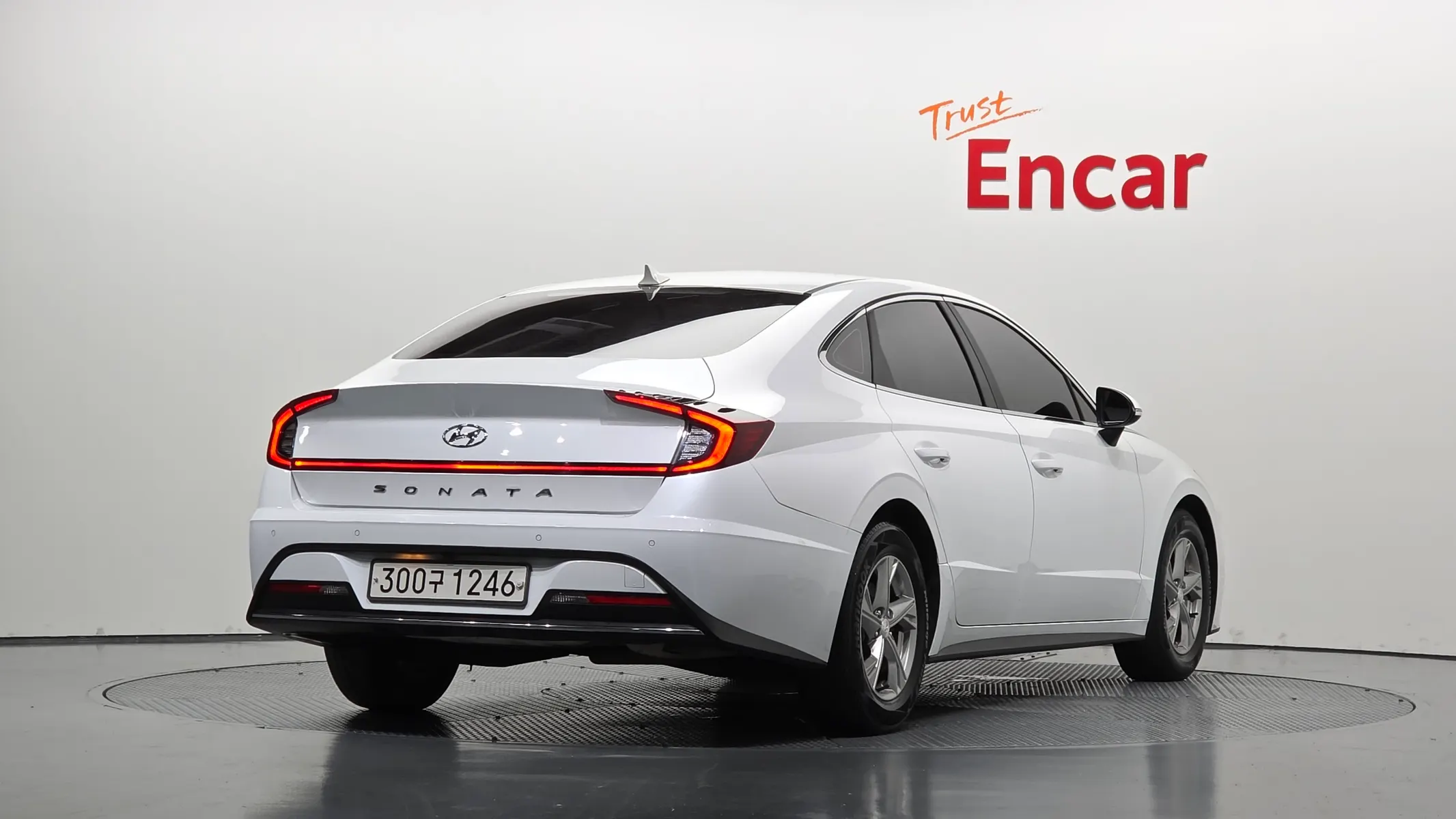 Hyundai (DN8) 2.0 LPG() 2019 2/34