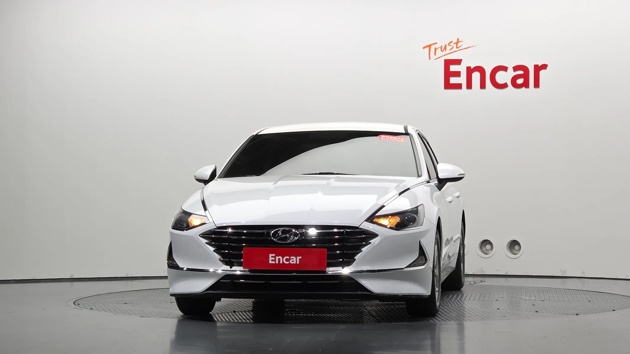 Hyundai (DN8) 2.0 LPG() 2019 3/34