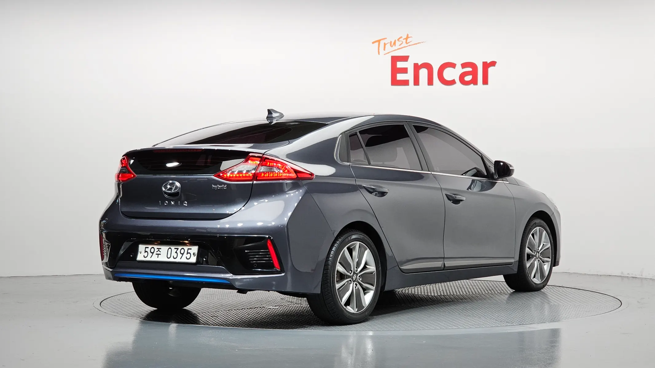 Hyundai 아이오닉 하이브리드 Q 2016 2/32
