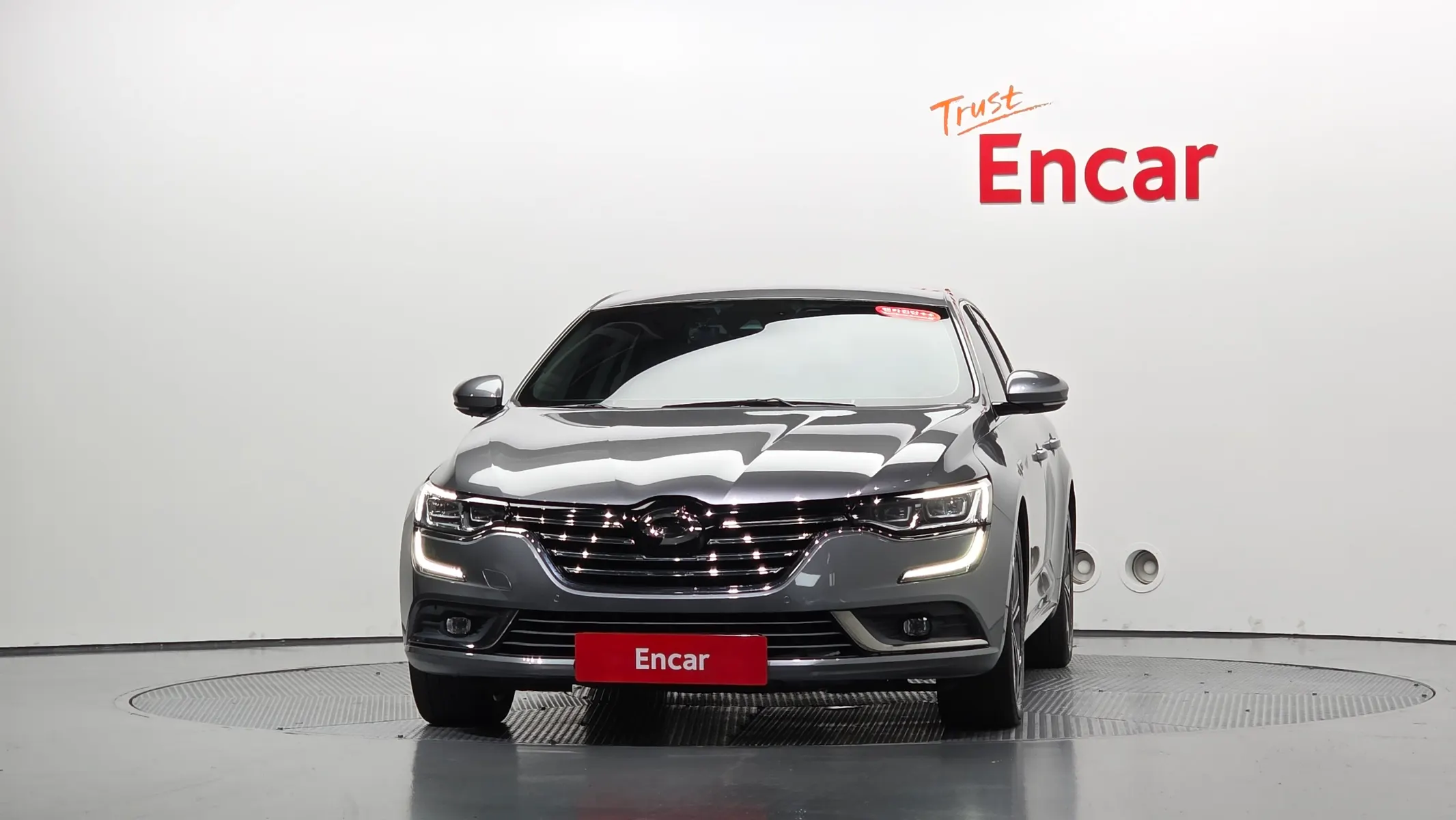 Renault Korea SM6 2.0 LPe RE () 2019 2/5