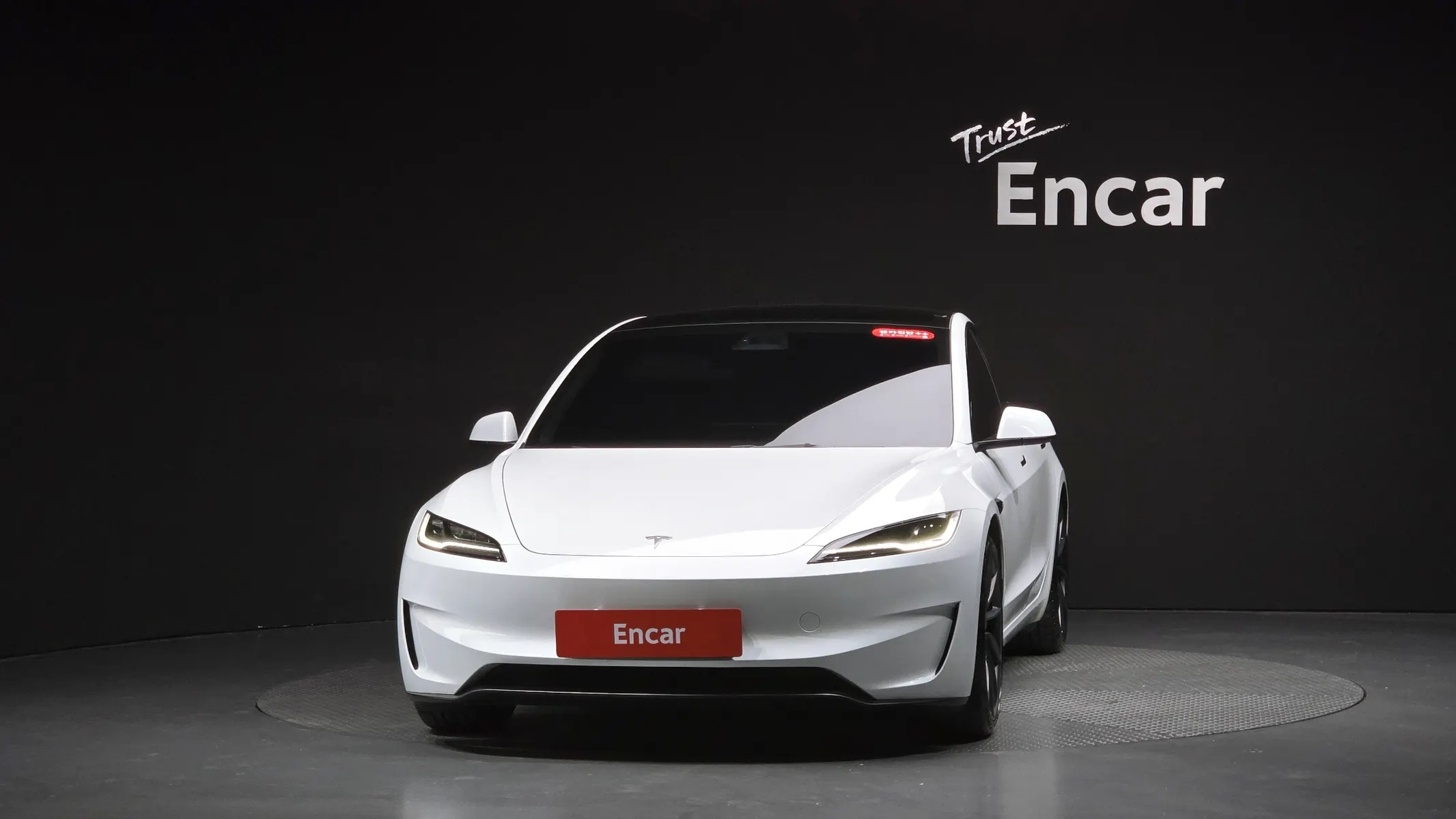 Tesla 3 AWD 2024 2/5