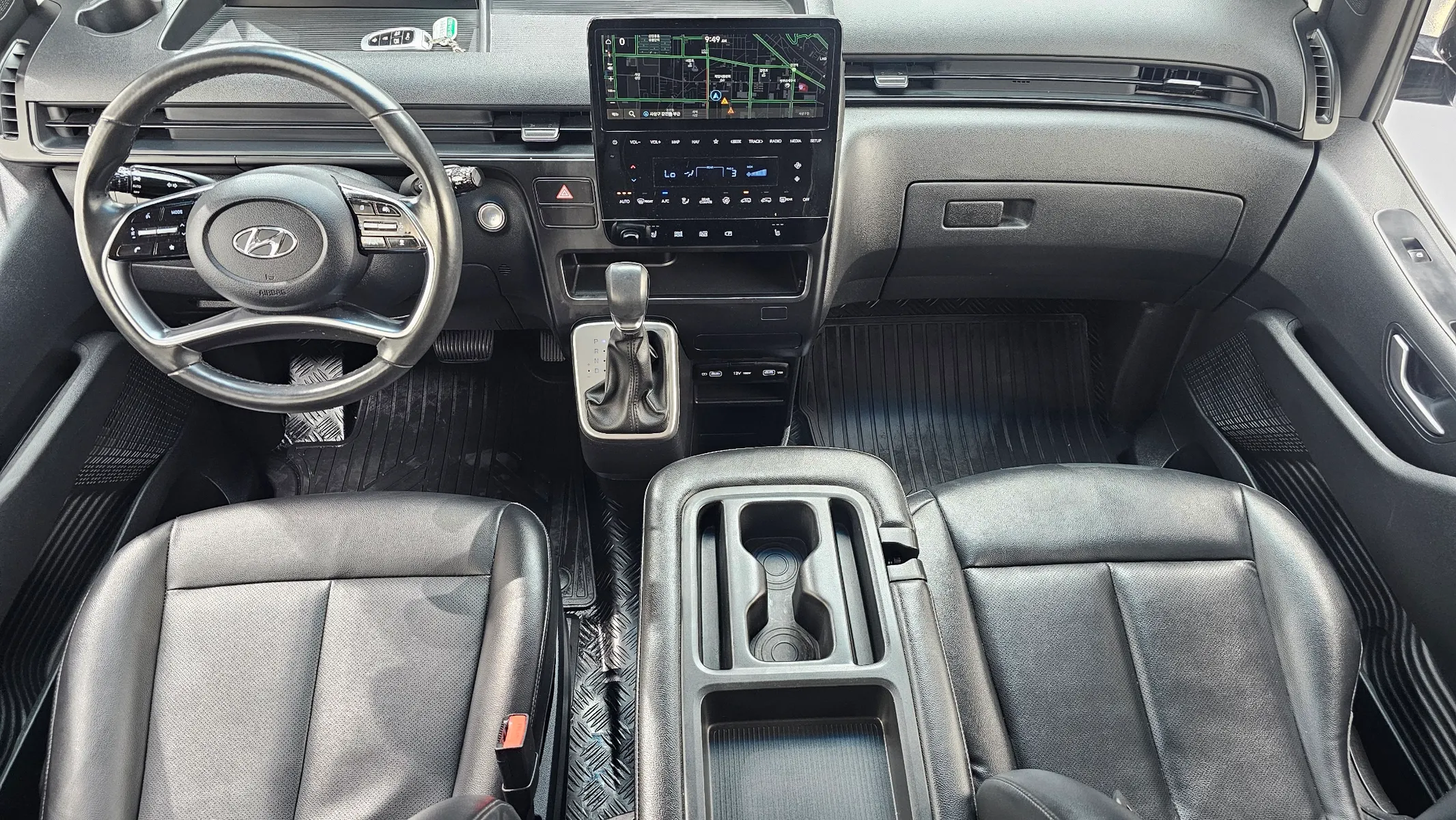 Hyundai Staria 11 2022 4/5