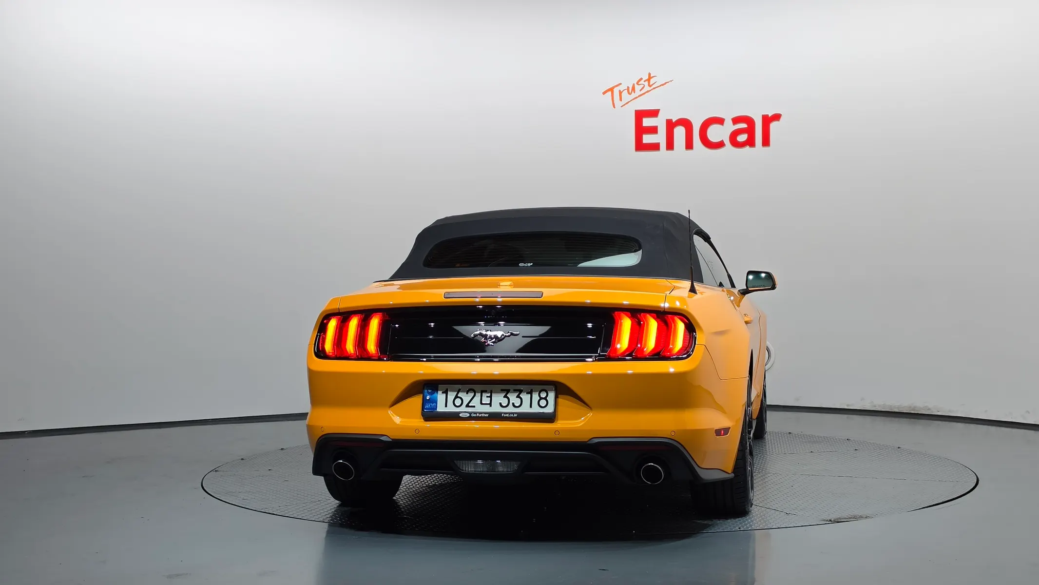 Ford 머스탱 2022 3/5