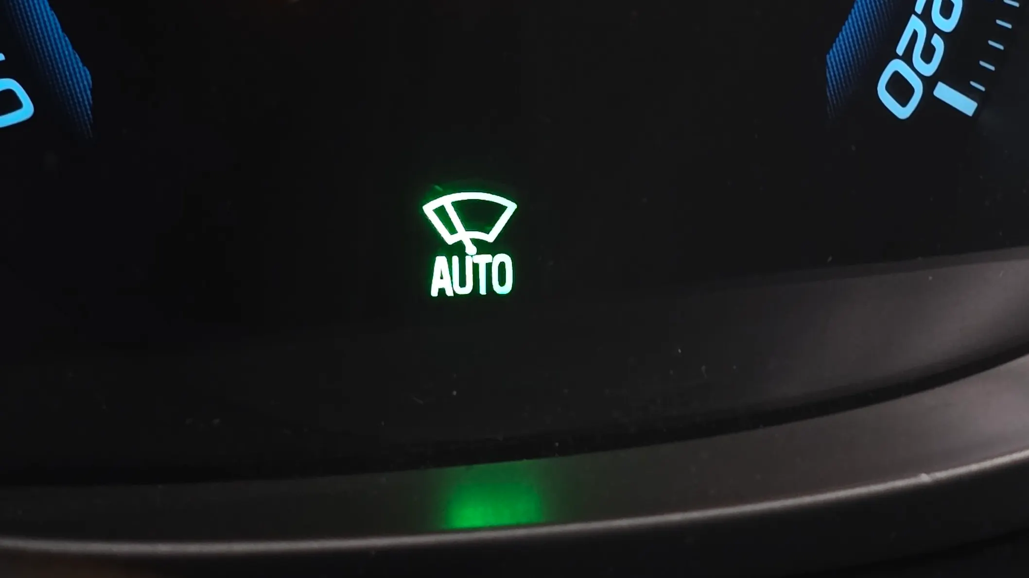Chevrolet 올란도 2.0 LTZ 2012 34/35