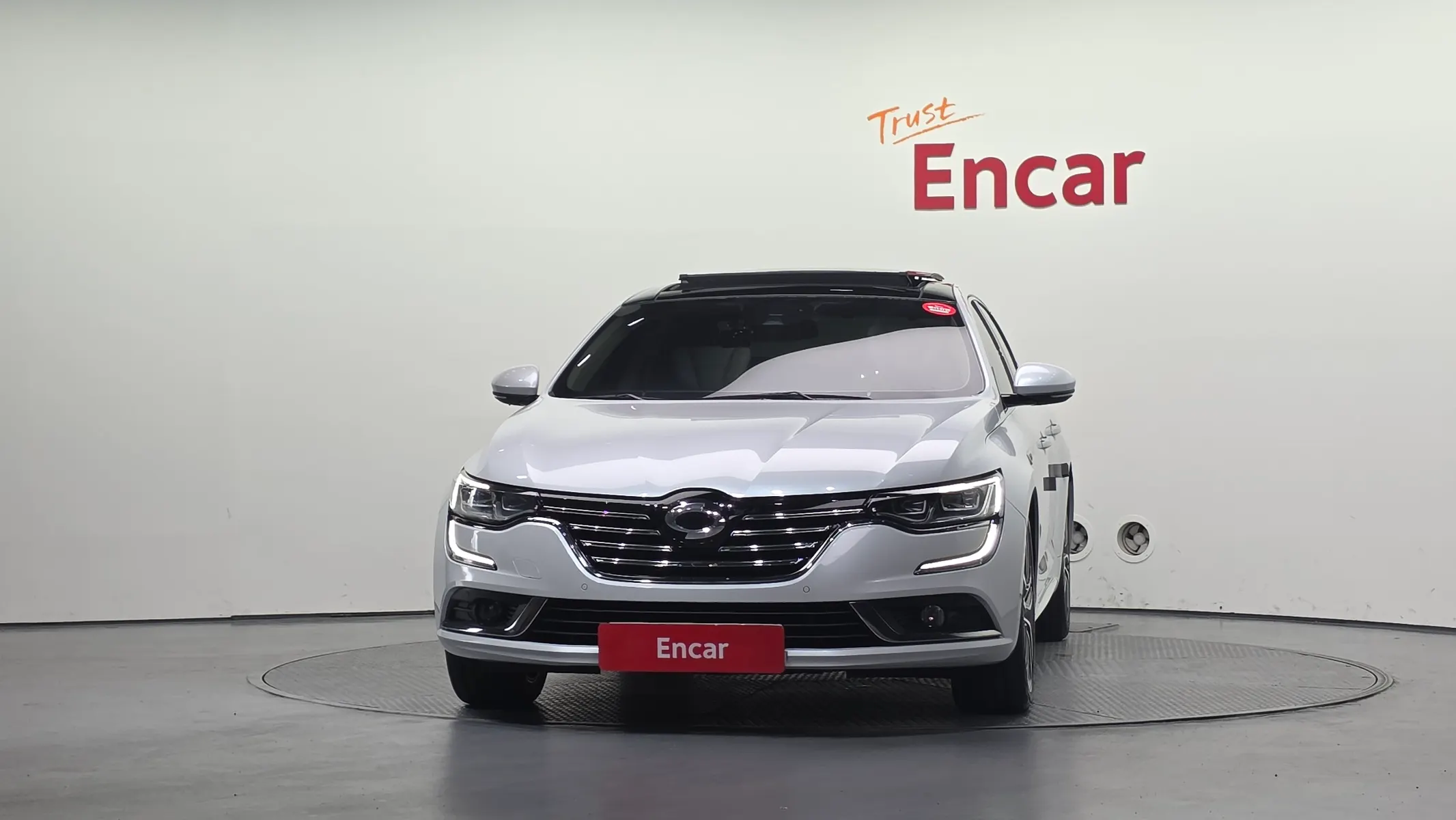 Renault Korea SM6 2.0 GDe RE 2017 2/5