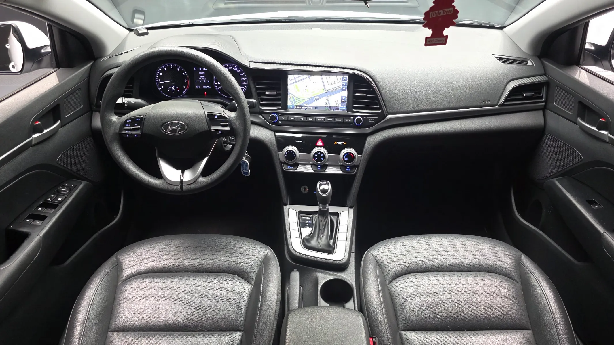 Hyundai AD 1.6 2019 4/5