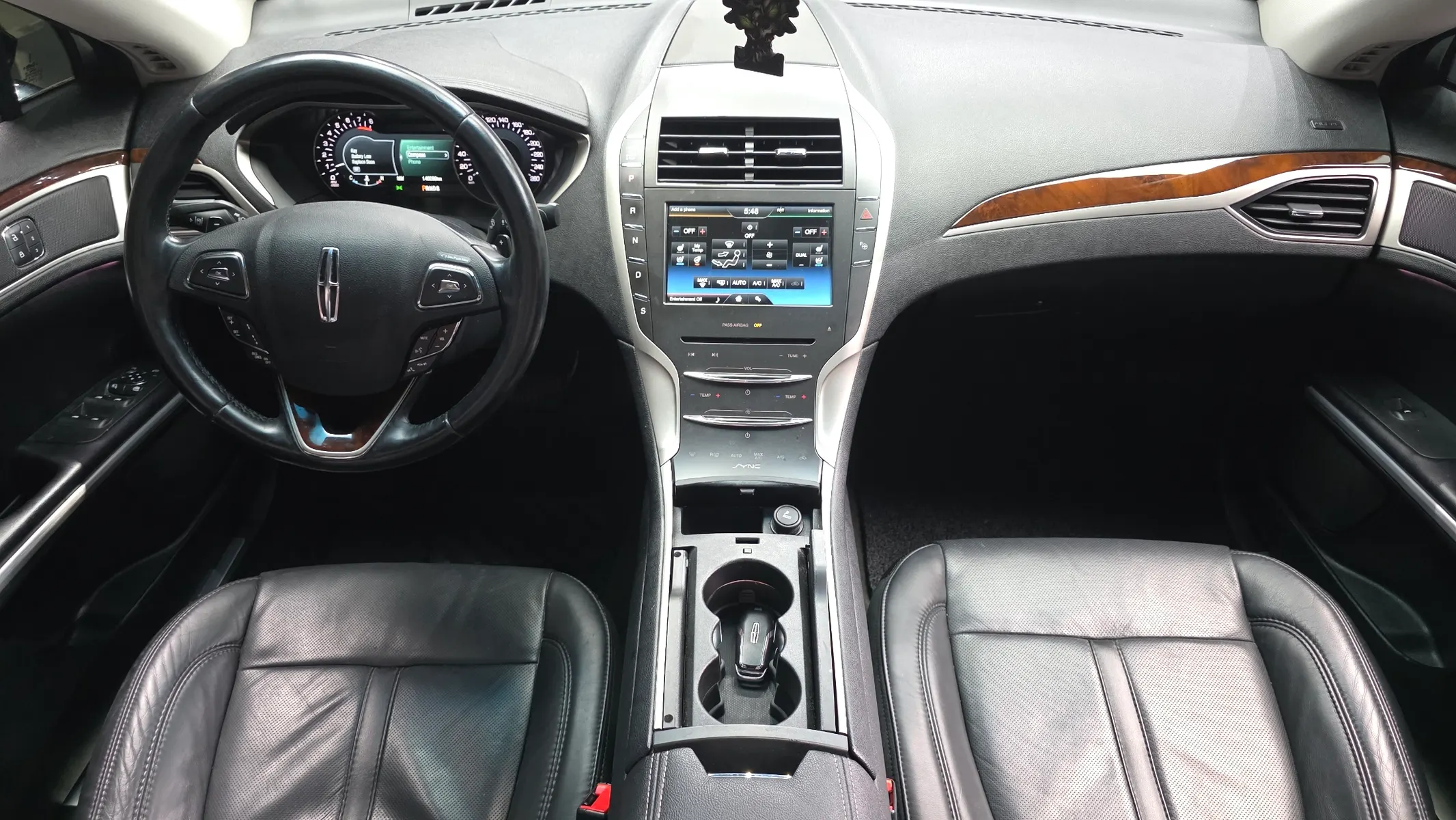 Lincoln MKZ 2.0 2016 4/5
