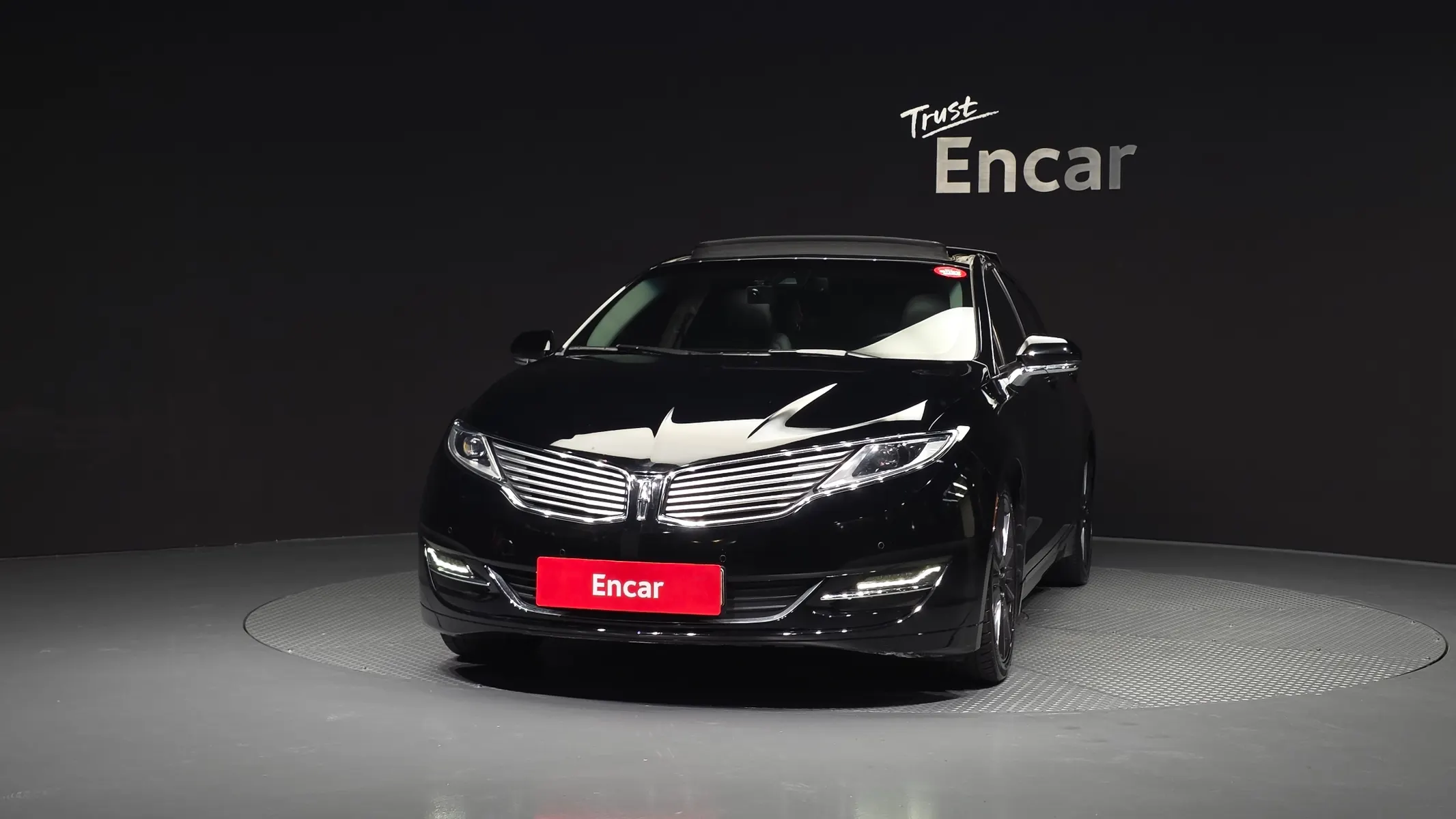 Lincoln MKZ 2.0 2016 2/5