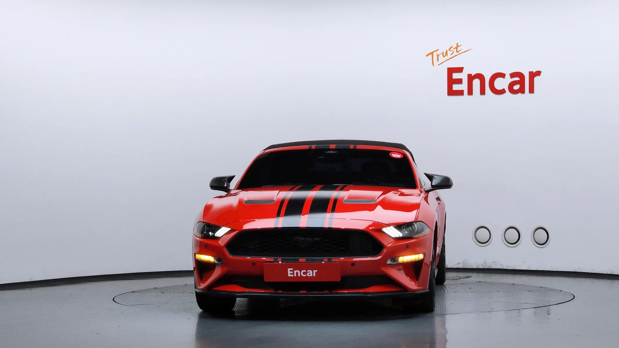 Ford 머스탱 2022 2/5