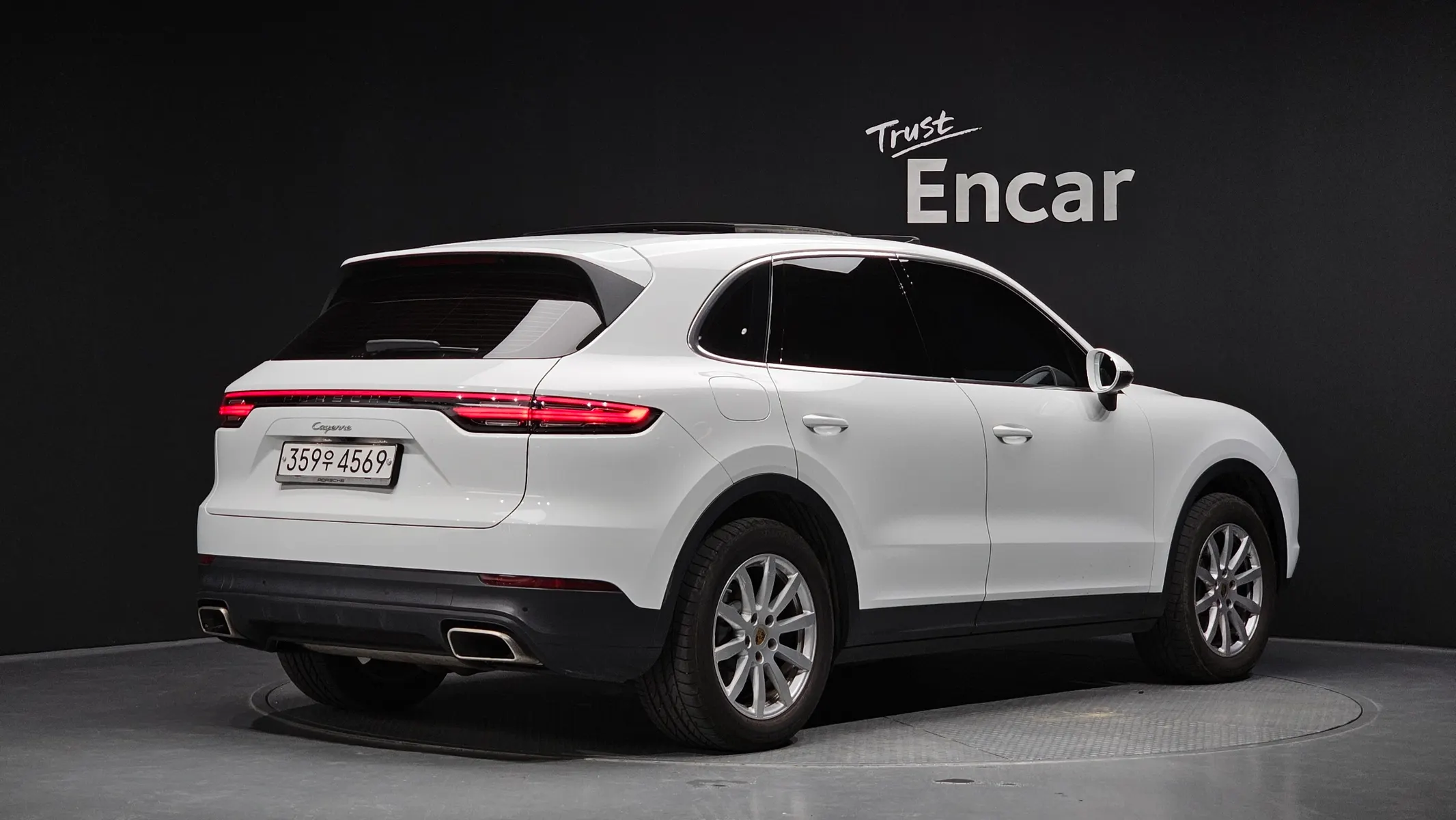 Porsche (PO536) 3.0 2019 2/34