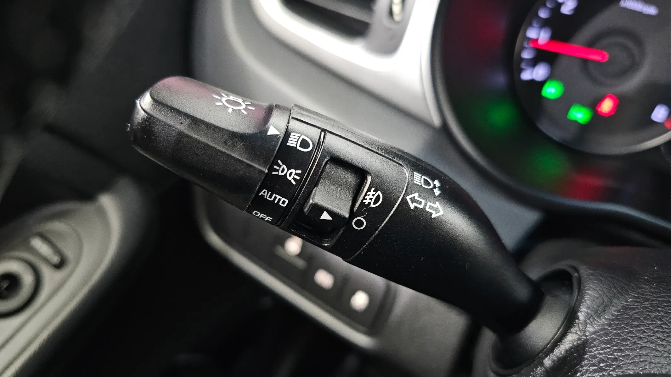 Kia 카렌스 2.0 LPI 2016 33/34