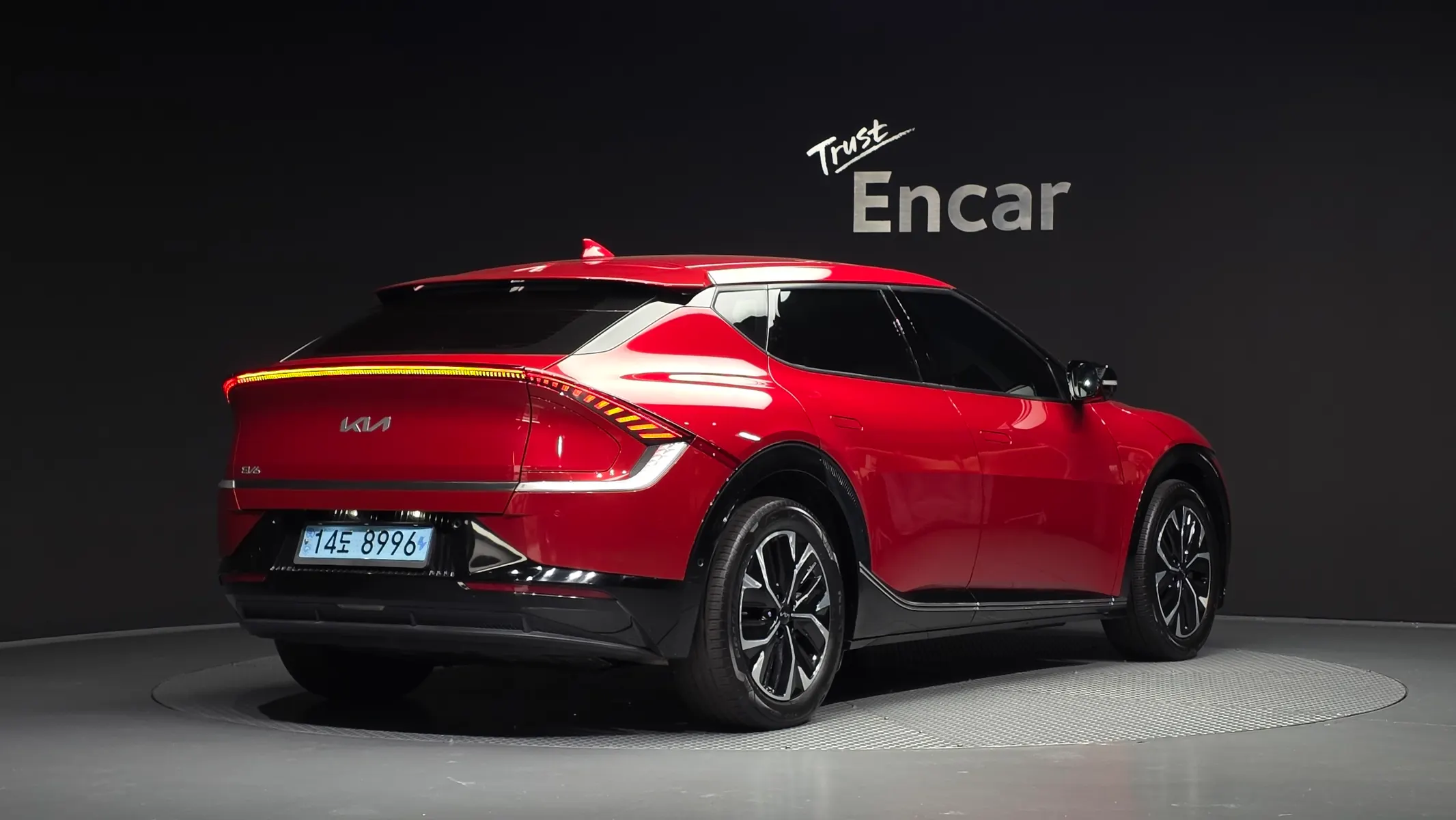 Kia EV6 4WD 2022 2/36