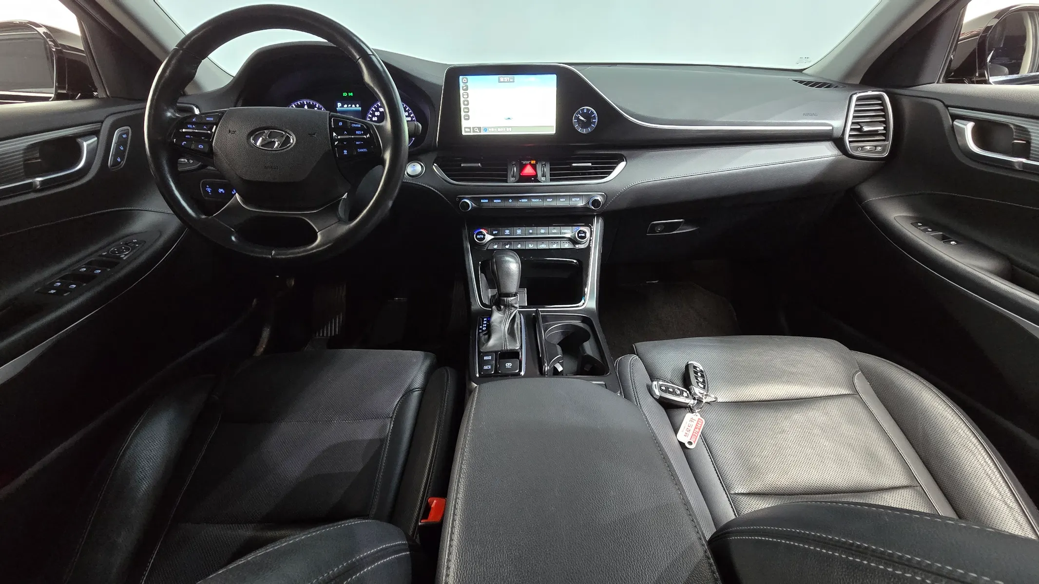 Hyundai IG 3.0 LPi () 2017 4/5