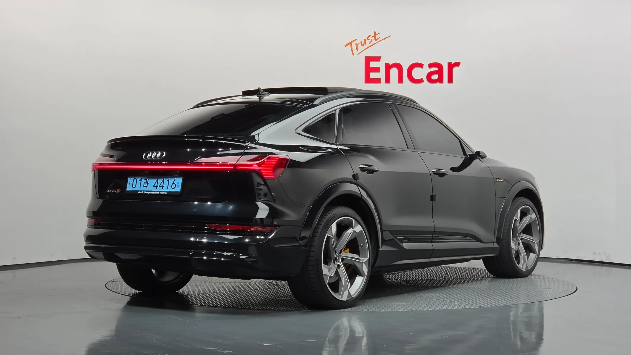 Audi e- S 2023 2/46