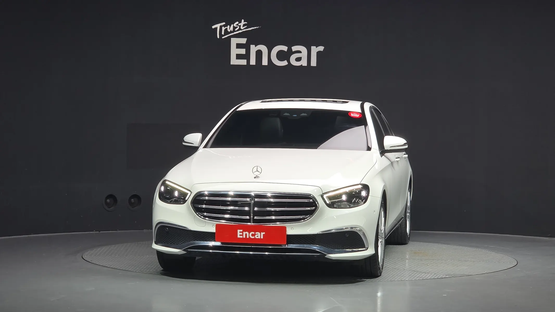 Mercedes-Benz E-Class W213 E250 2021 3/32