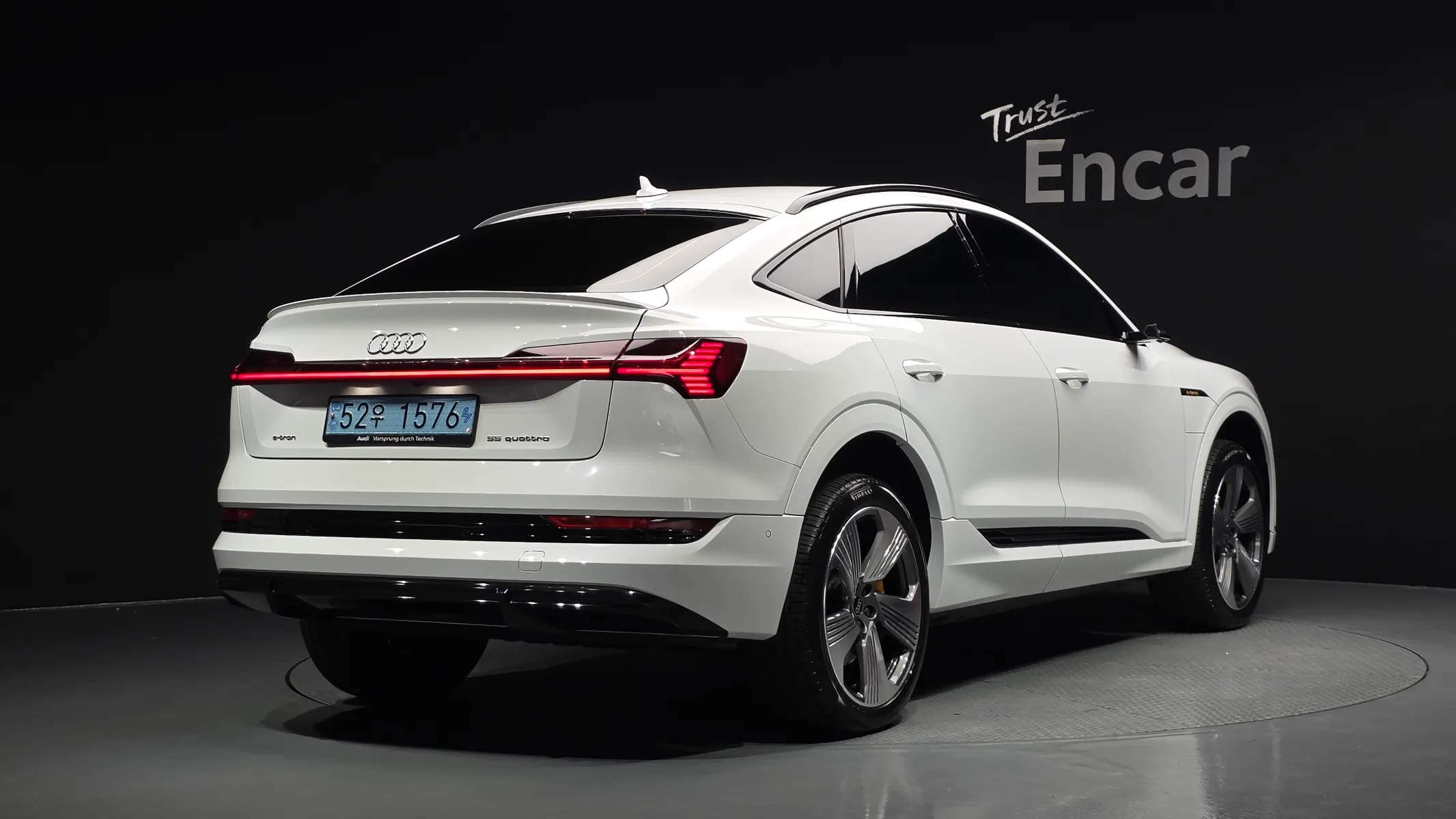 Audi e- 55 2023 2/21