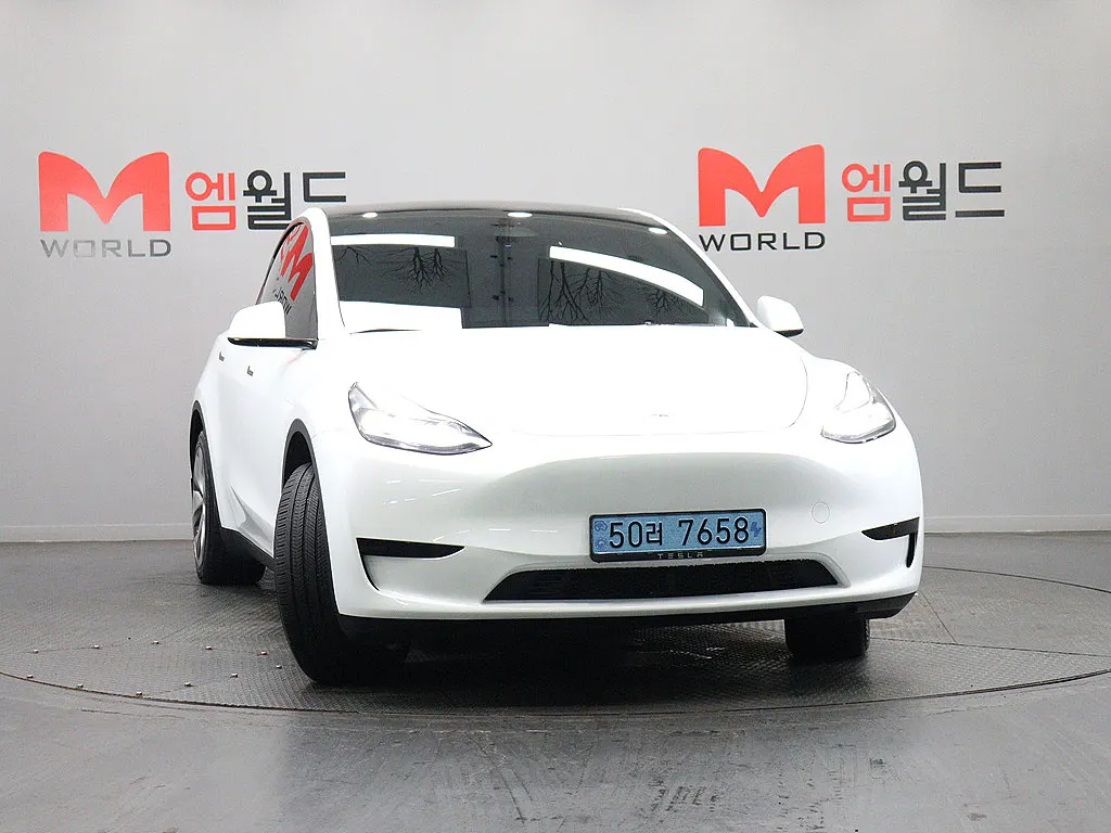 Tesla Y RWD 2024 2/21